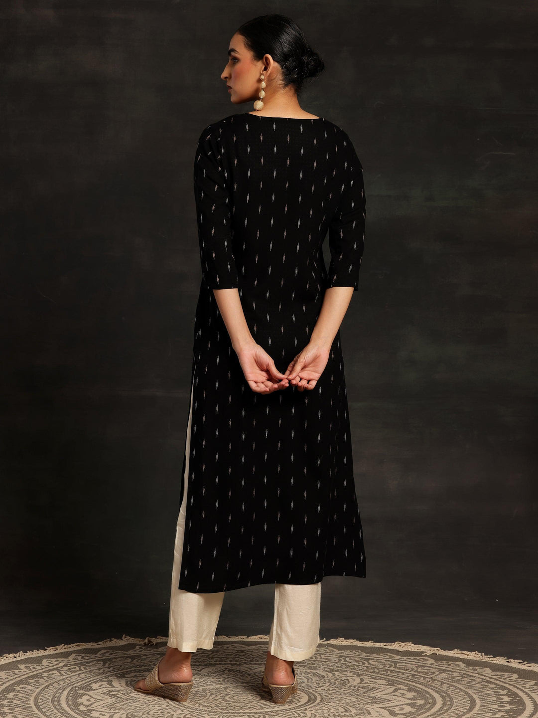 Black Yoke Design Cotton Straight Kurta - ShopLibas