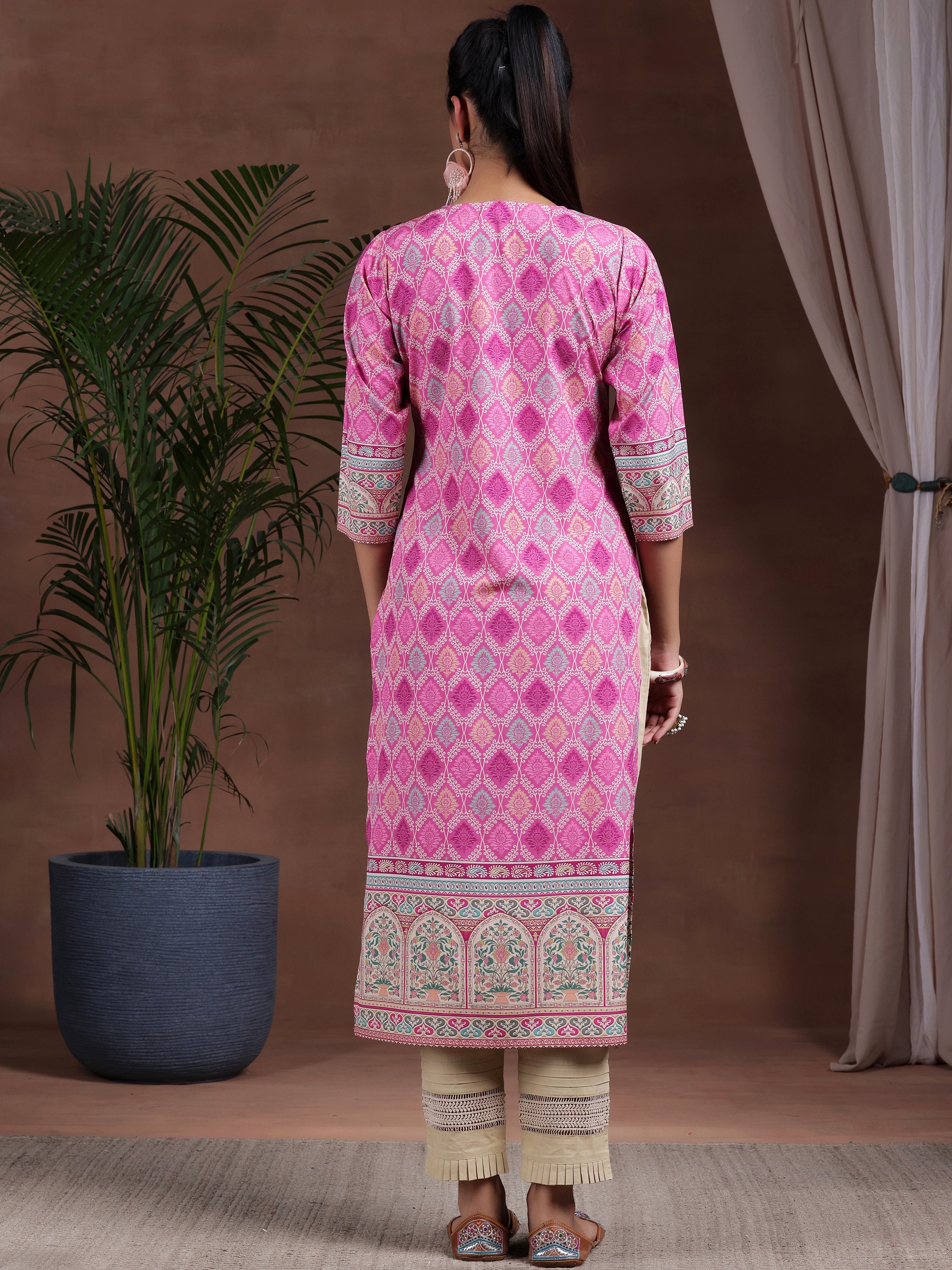 Pink Printed Crepe Straight Kurta