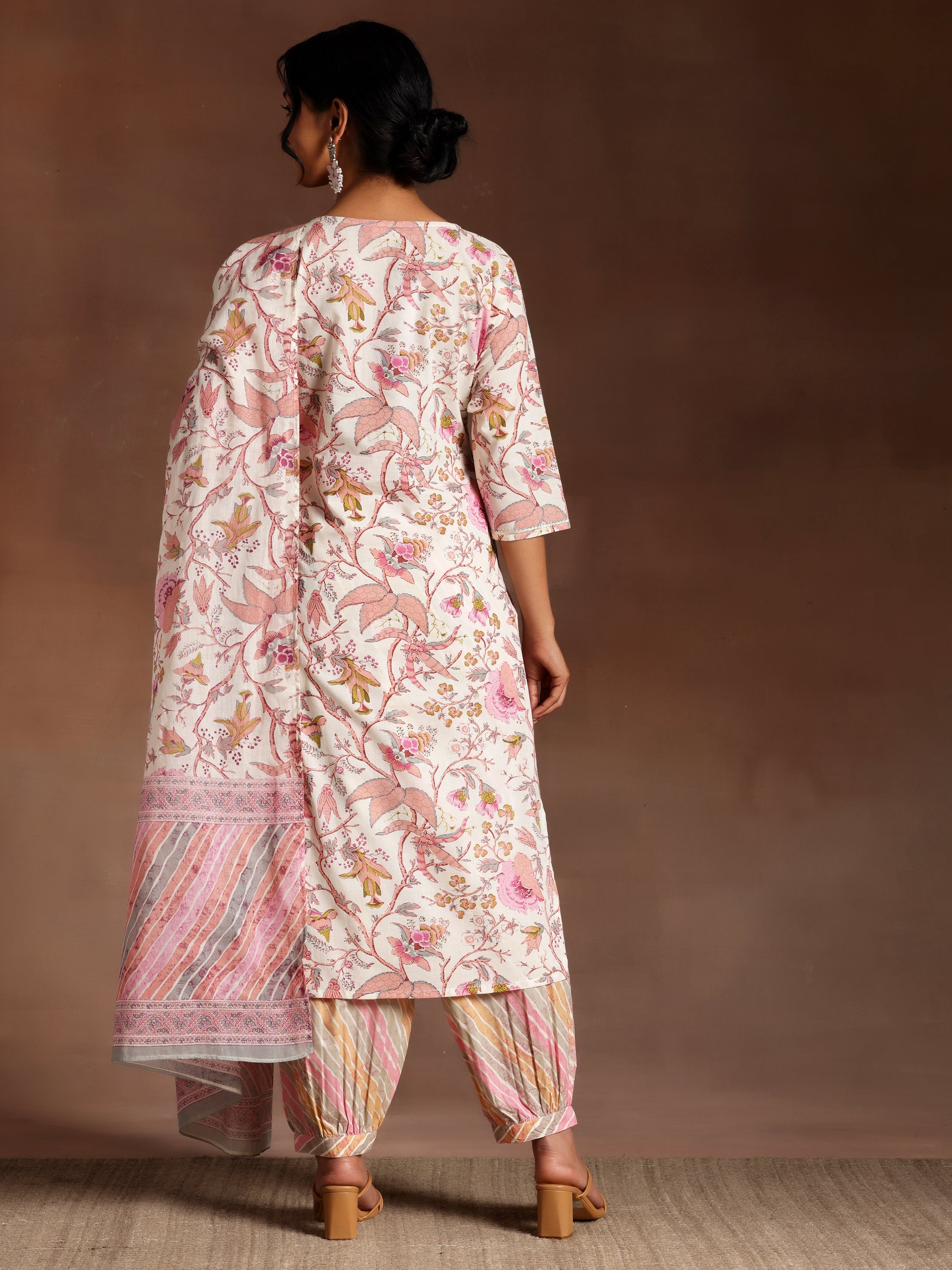 Pink Printed Cotton Straight Suit With Dupatta