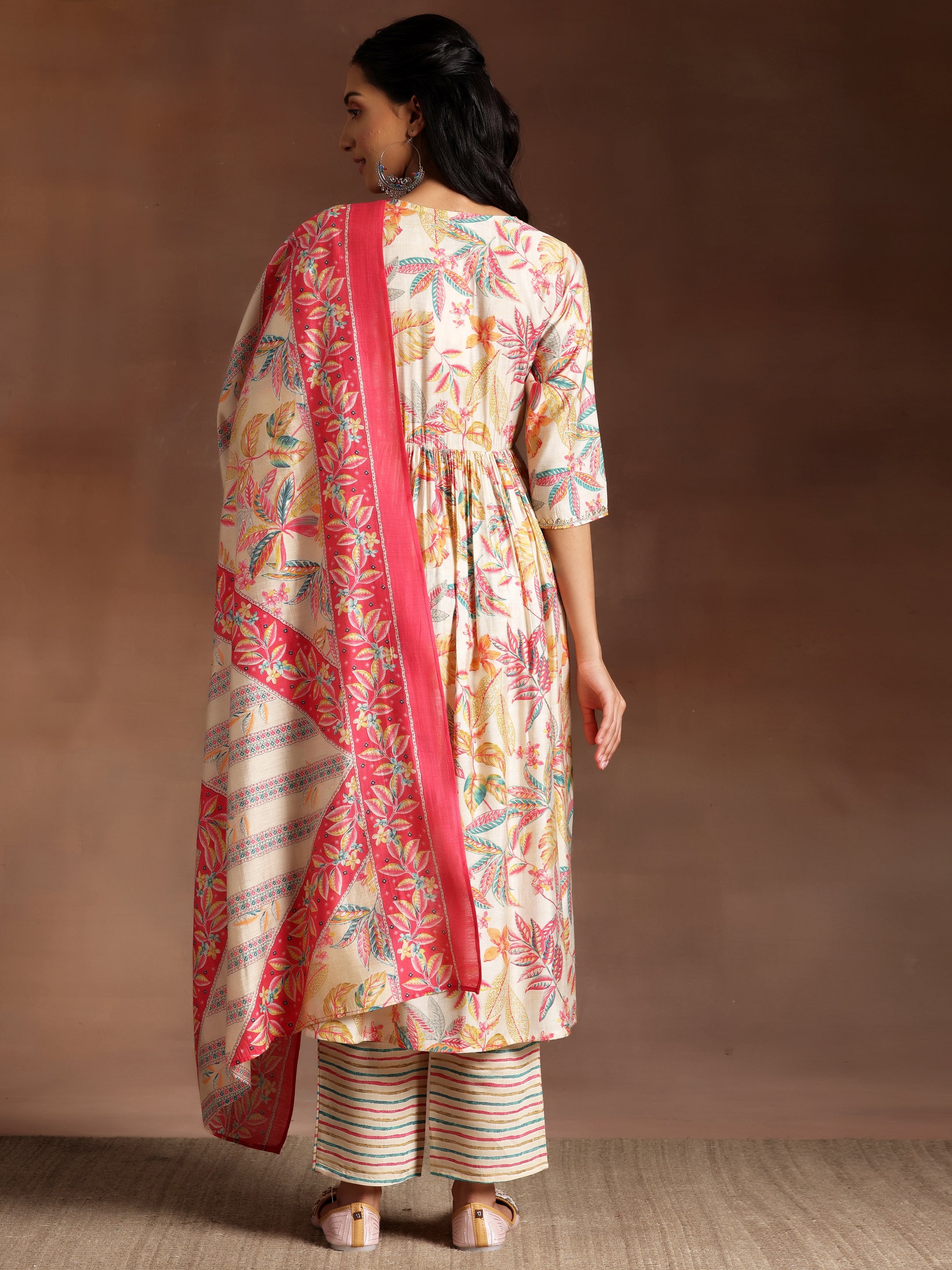 Off White Printed Silk Blend Straight Suit With Dupatta