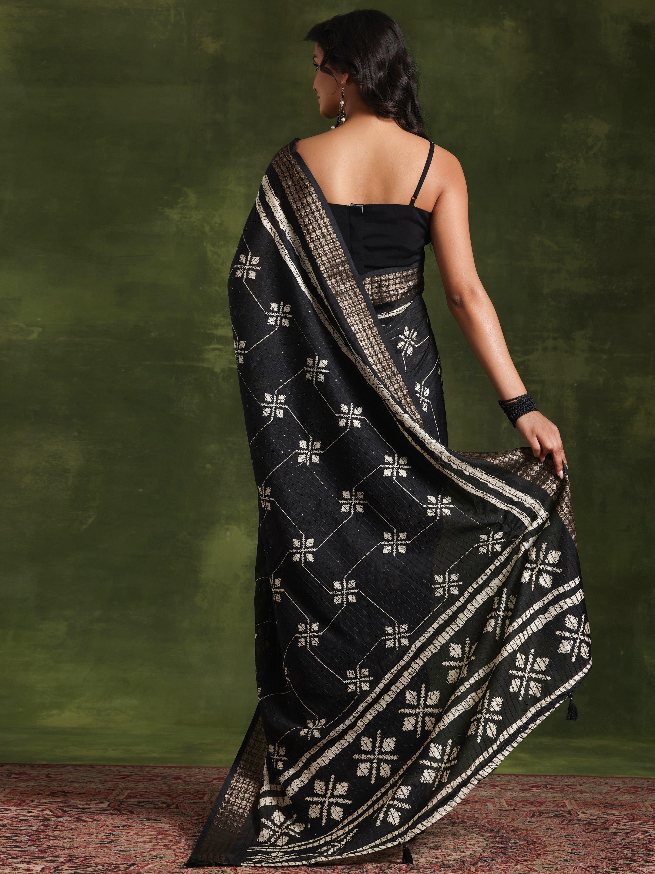 Black Printed Silk Blend Saree With Unstitched Blouse Piece