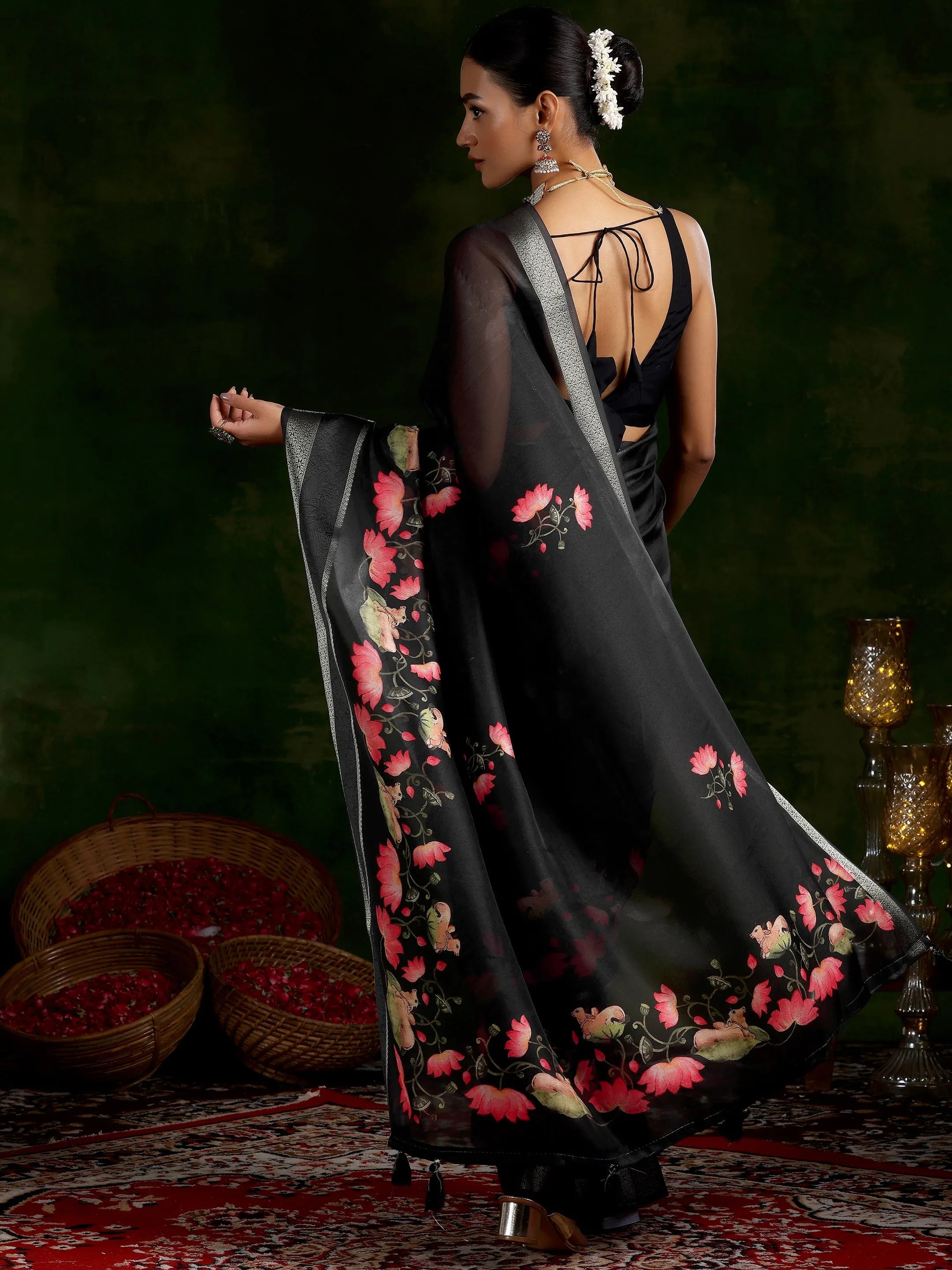 Black Printed Silk Blend Saree With Unstitched Blouse Piece