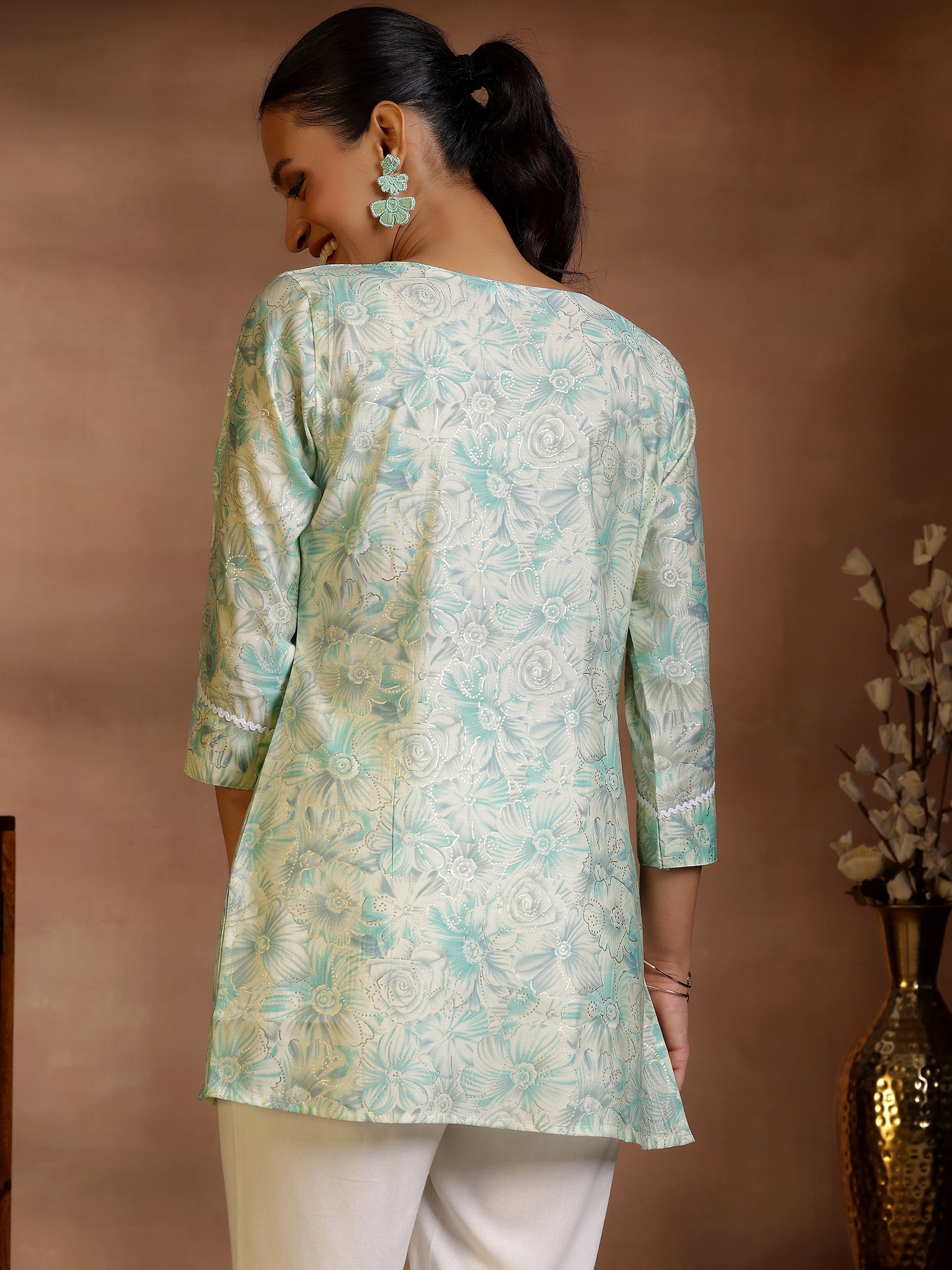 Green Printed Silk Blend Straight Kurti