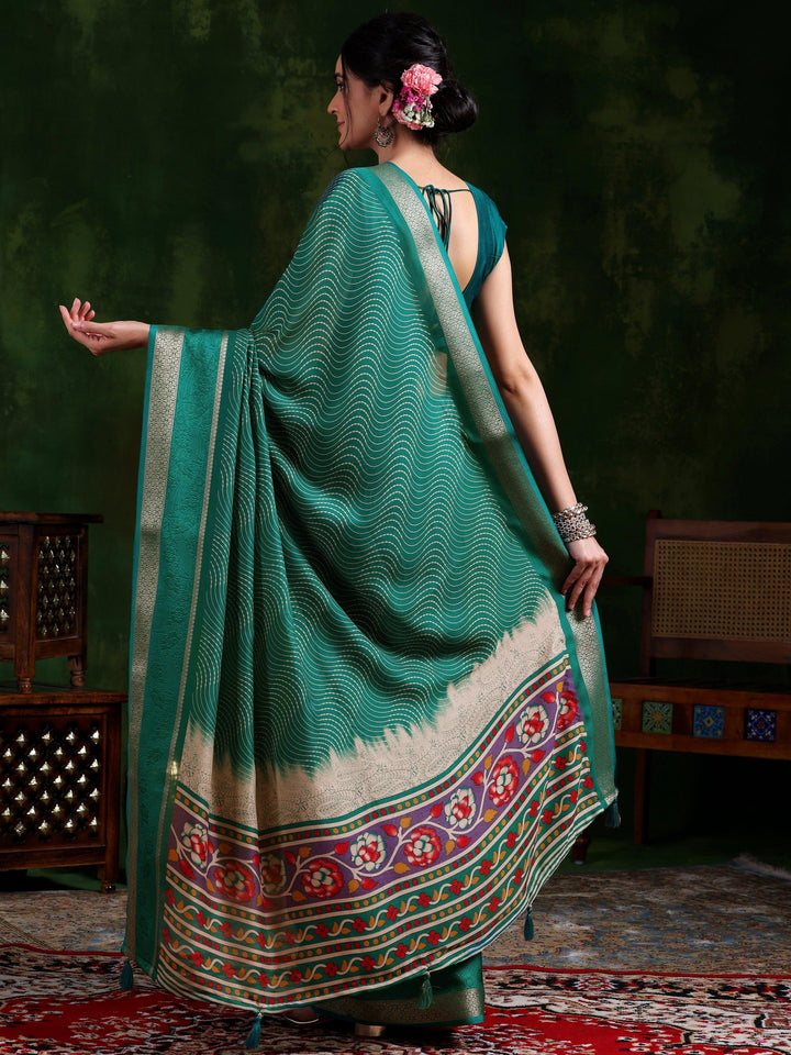 Green Printed Silk Blend Saree With Unstitched Blouse Piece - Libas