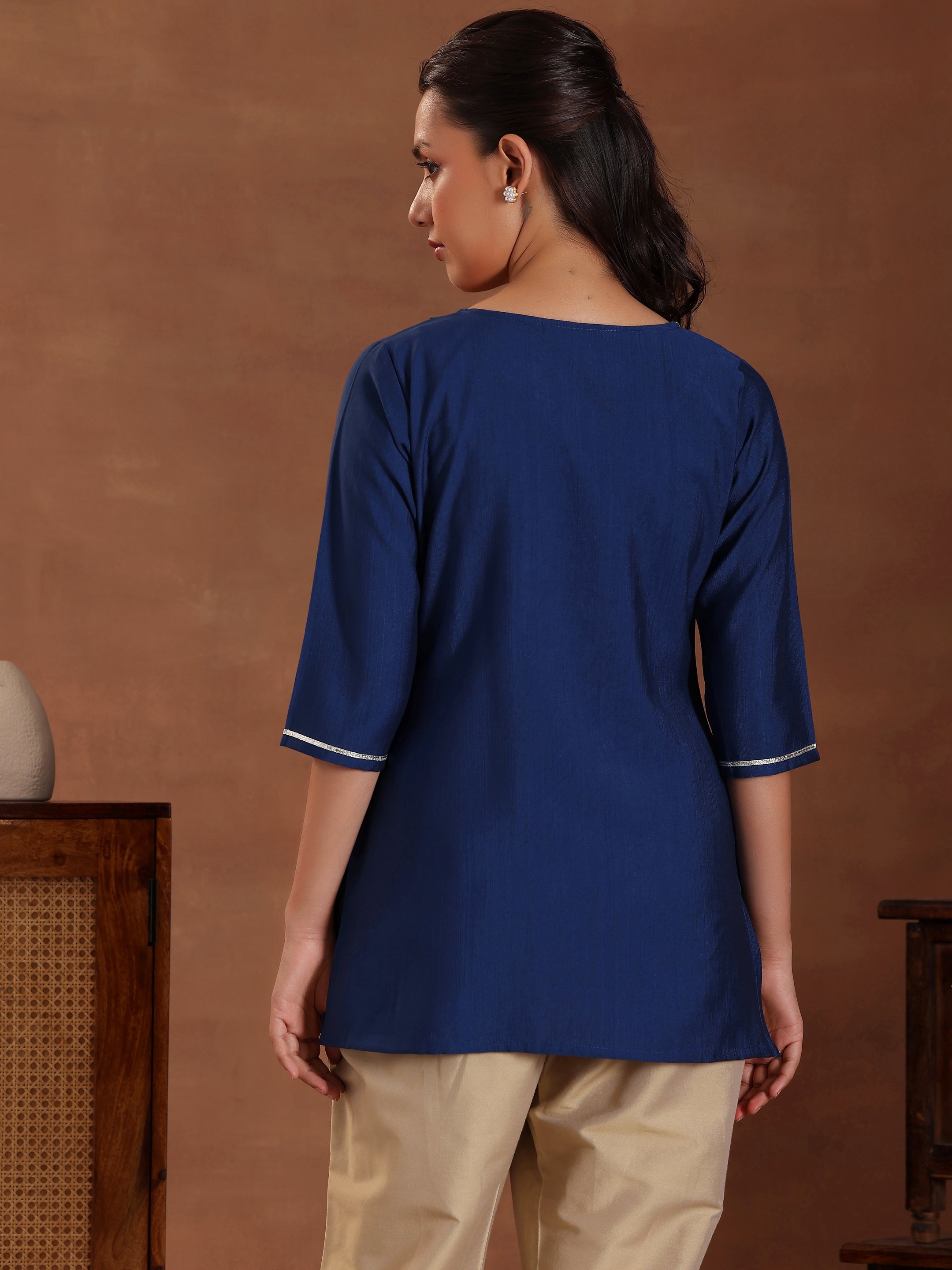 Blue Embroidered Silk Blend Straight Kurti