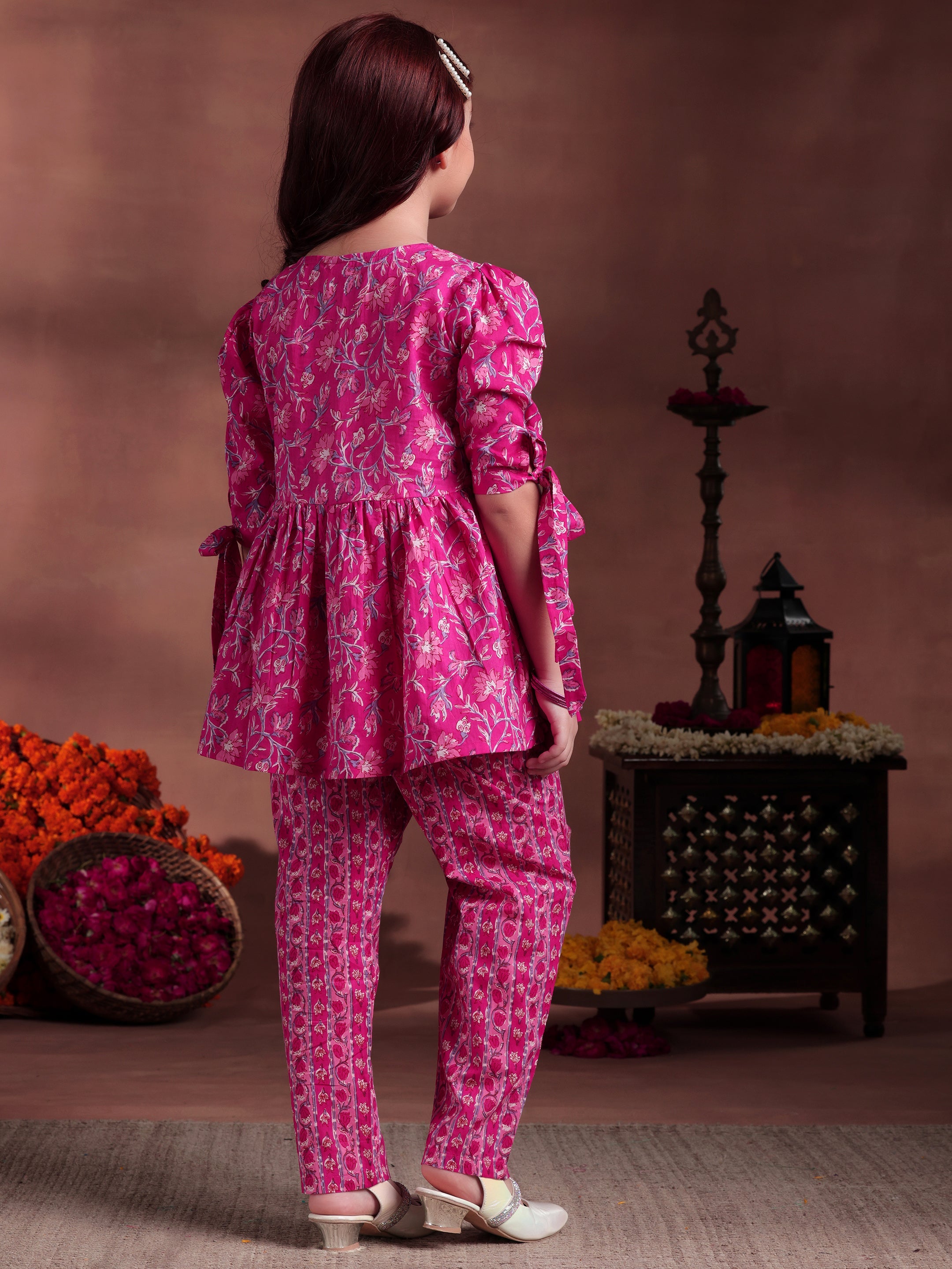 Kids Pink Printed Cotton A-Line Kurti With Trousers & Dupatta