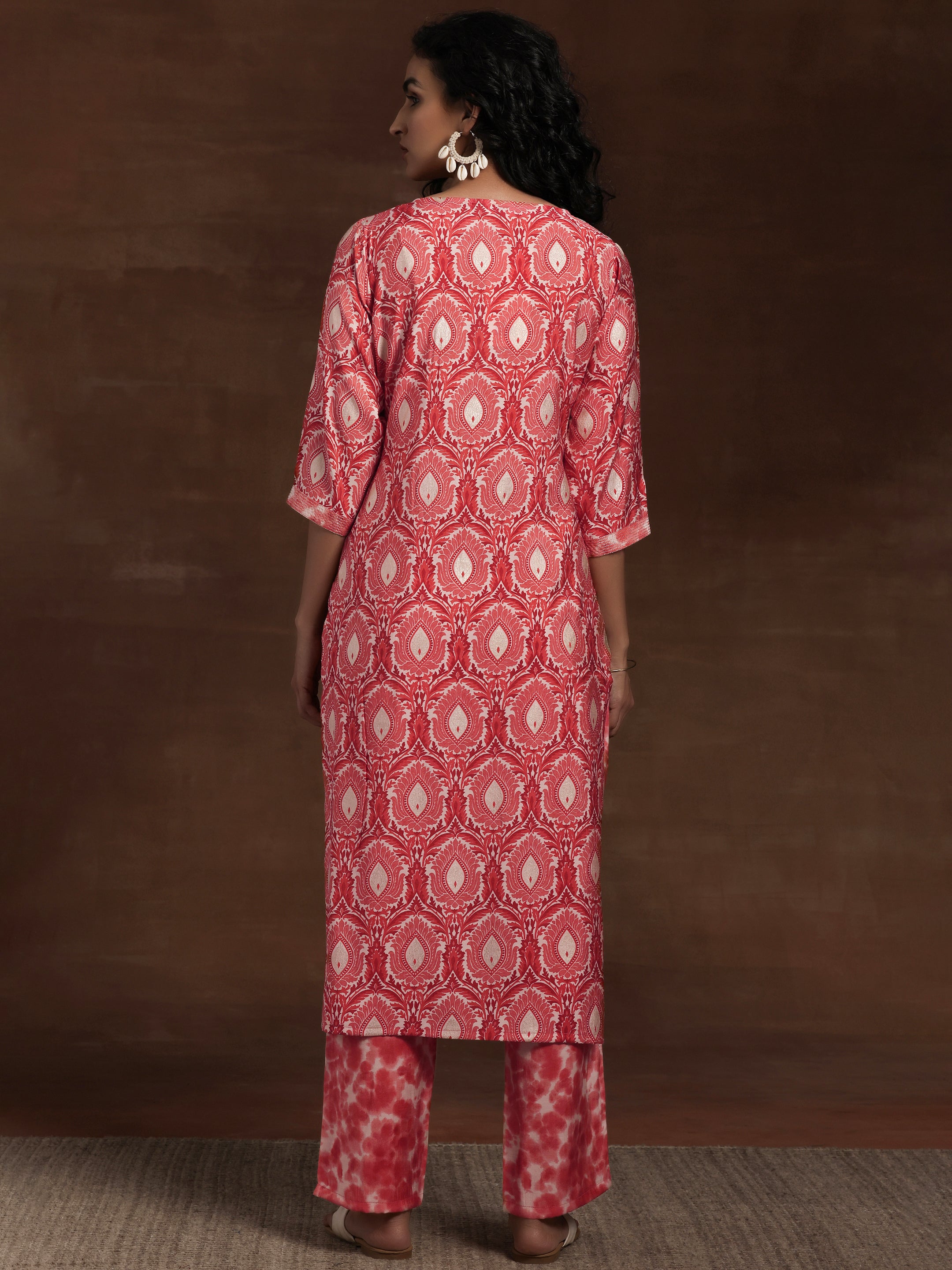 Peach Printed Silk Blend Straight Kurta Set