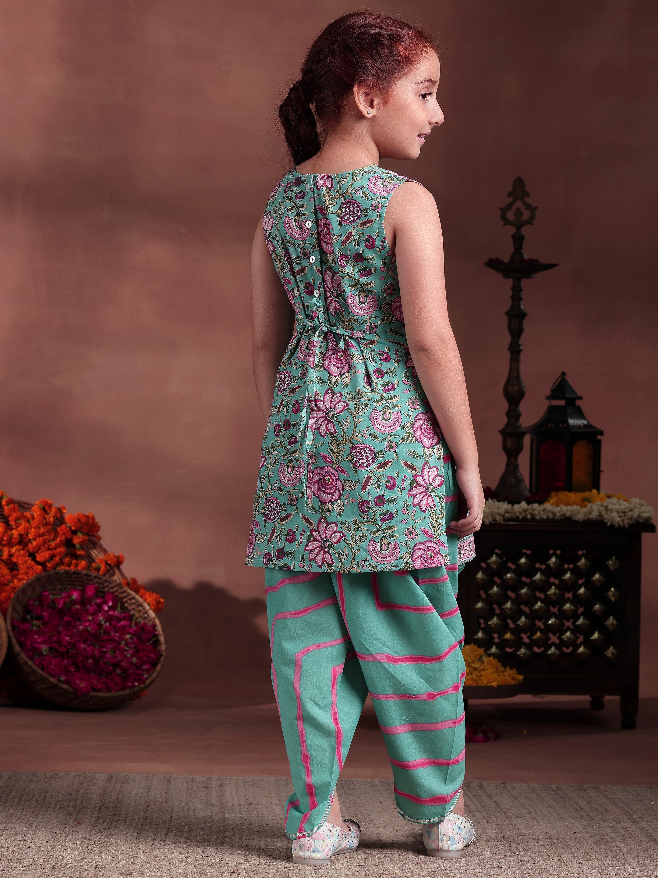 Kids Green Printed Cotton Straight Kurta With Dhoti Pants