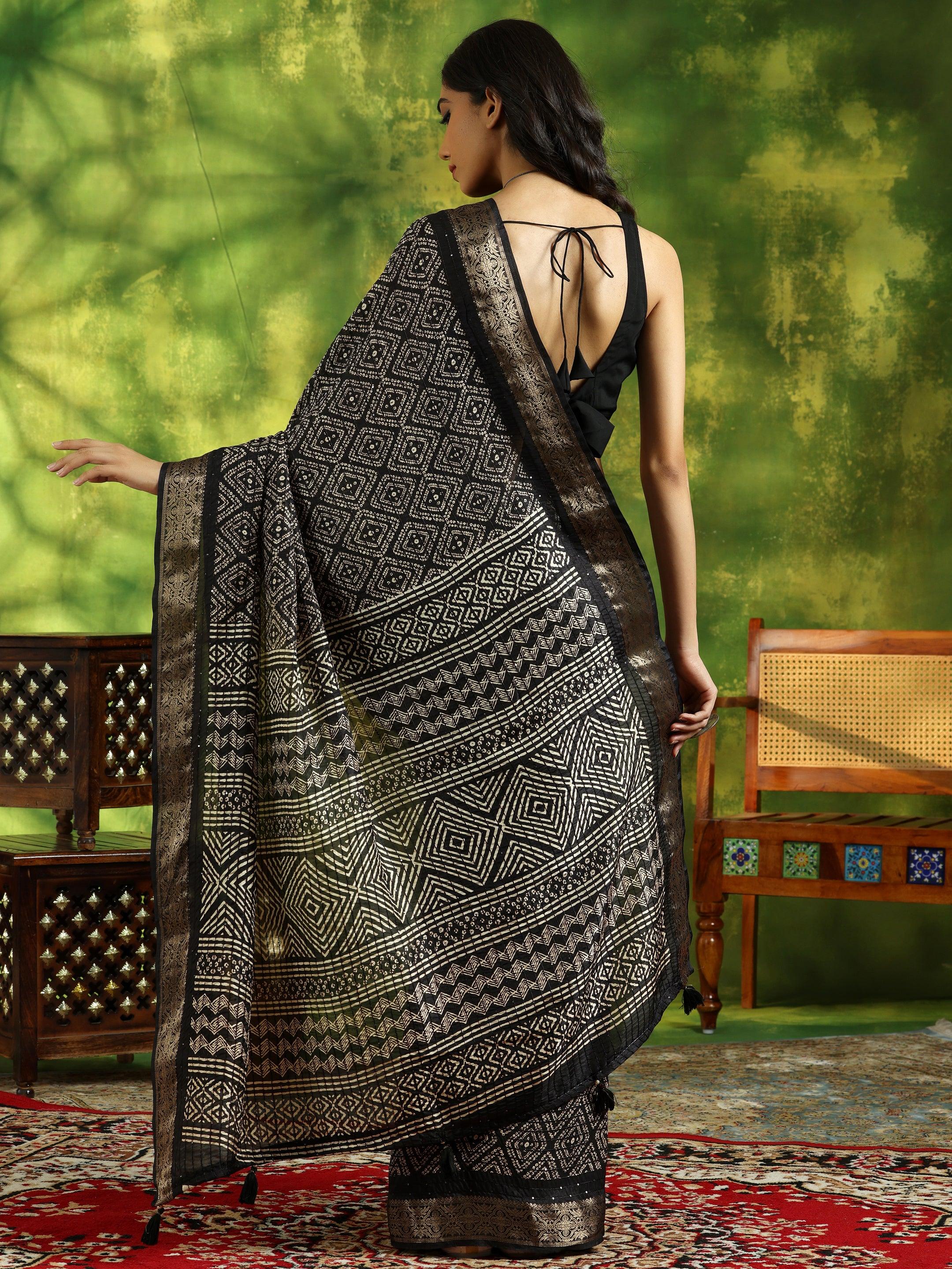 Black Printed Silk Blend Saree With Unstitched Blouse Piece