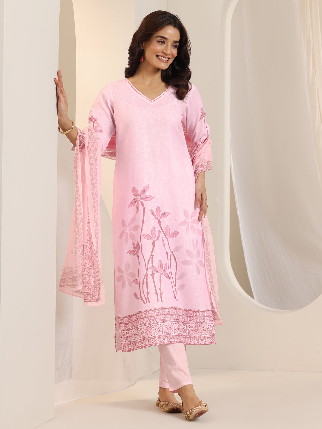 Pink Printed Cotton Blend Straight Suit Set With Dupatta