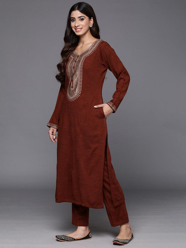 Wine Yoke Design Wool Straight Kurta With Trousers - ShopLibas