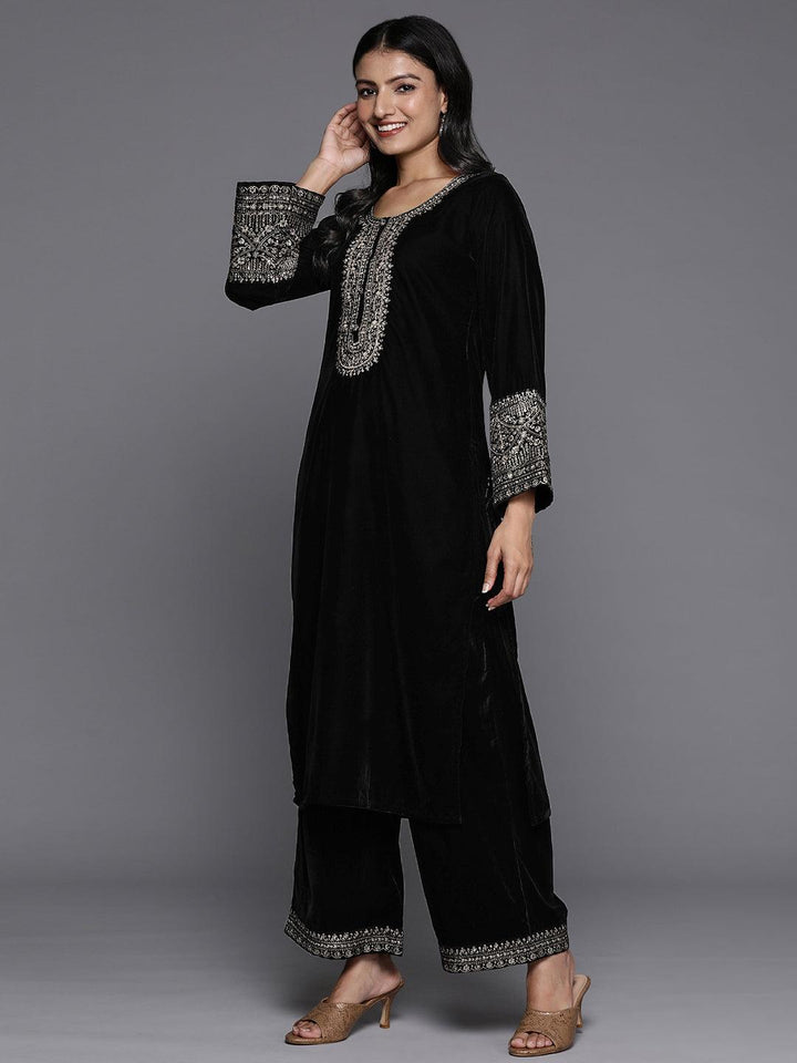 Black Yoke Design Velvet Straight Kurta With Palazzos & Dupatta - ShopLibas