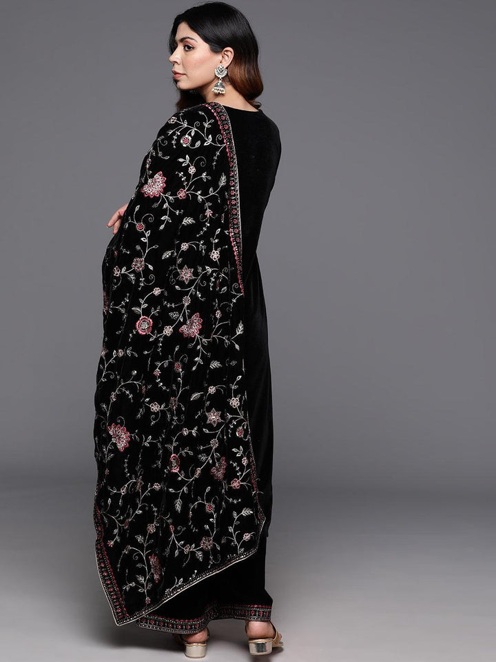 Black Solid Velvet Straight Kurta With Palazzos & Dupatta - ShopLibas