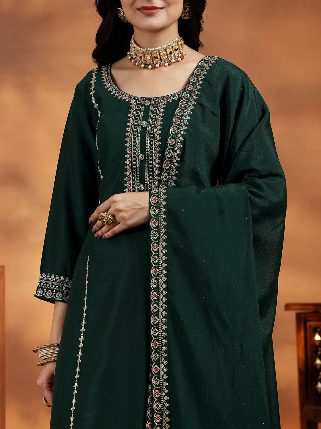 Green Embroidered Silk Blend Straight Suit With Dupatta