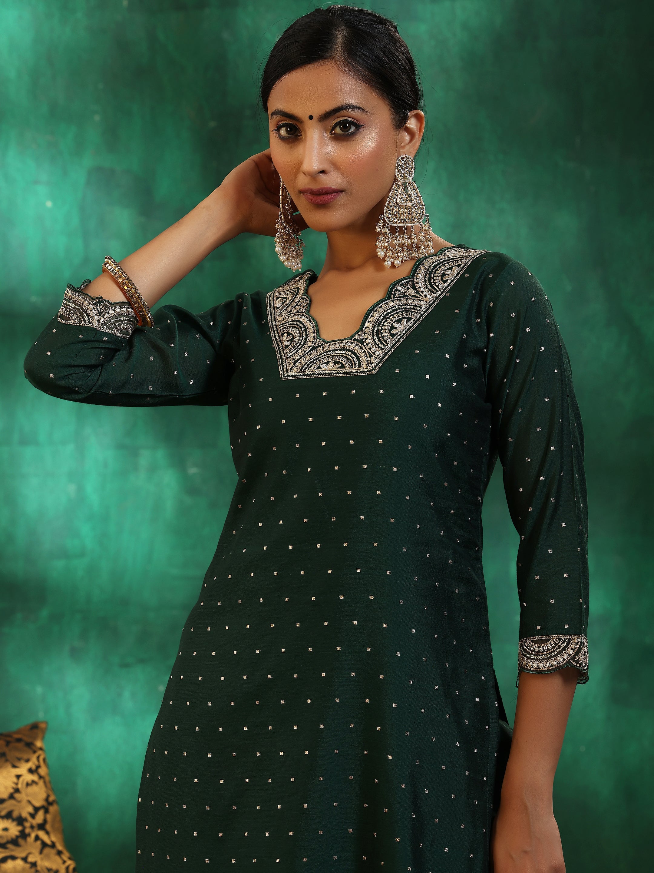 Green Self Design Silk blend Straight Suit With Dupatta