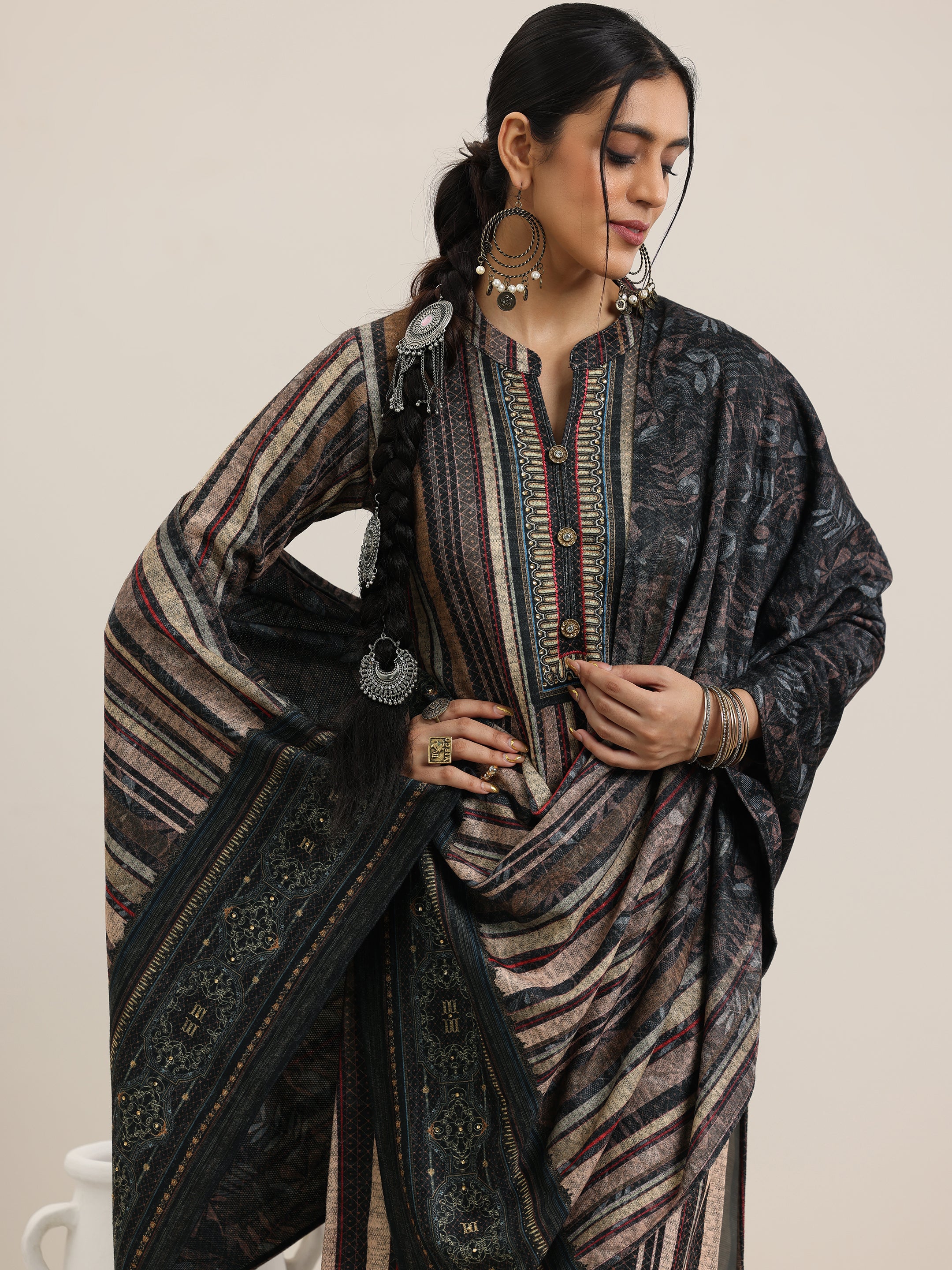 Grey Printed Wool Blend Straight Suit With Dupatta