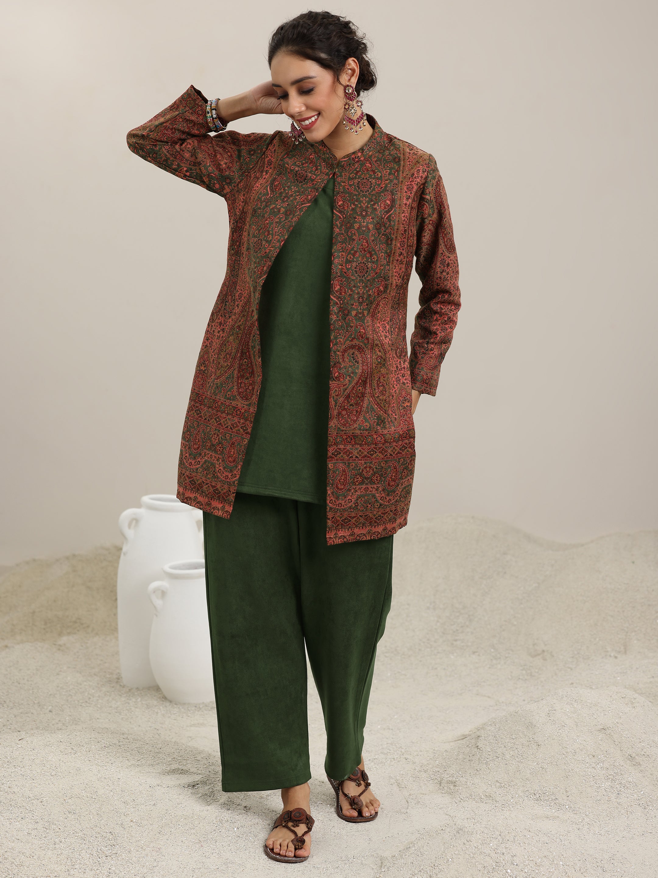 Olive Solid Wool Blend Straight Kurta With Palazzos