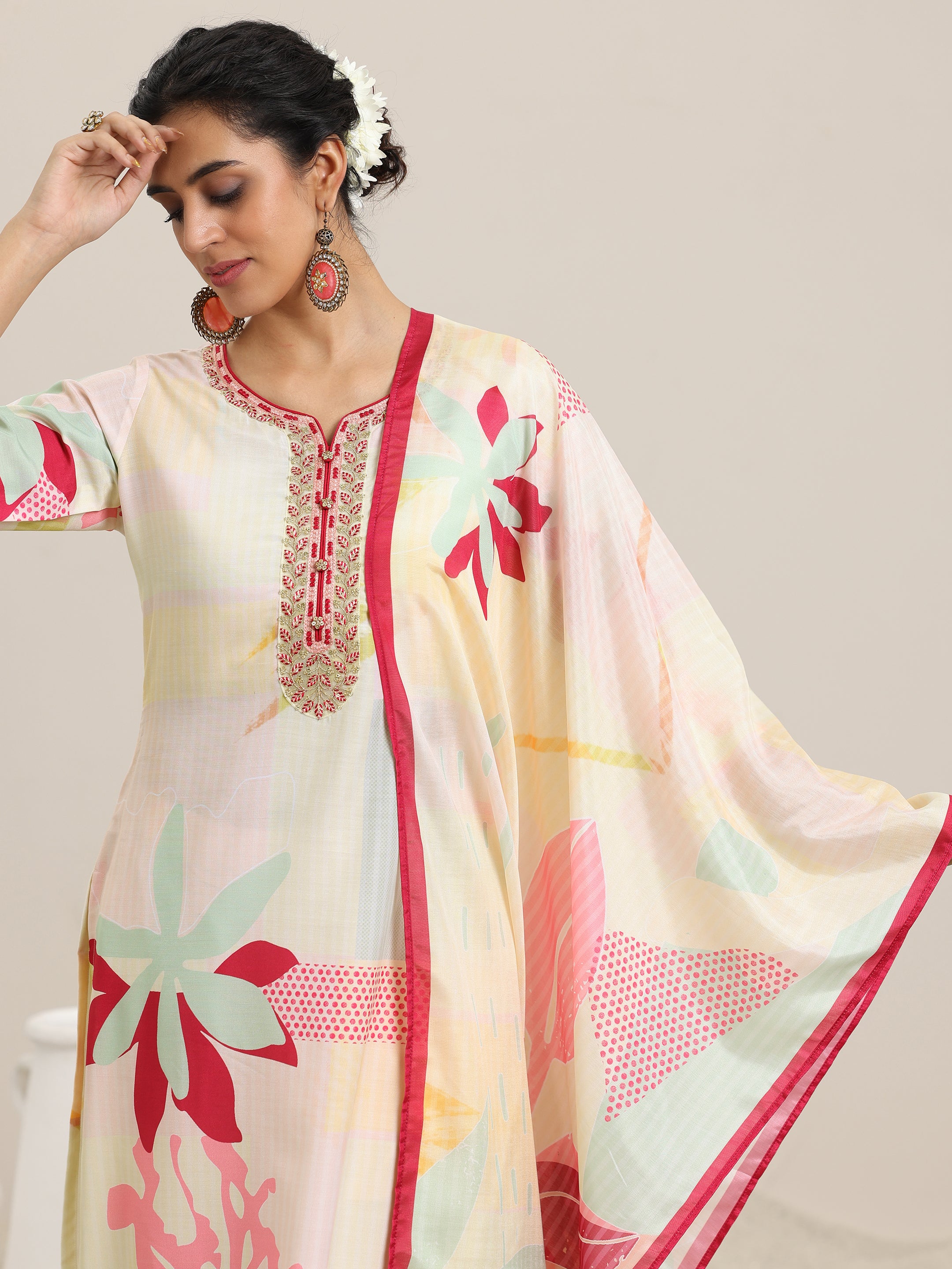 Cream Printed Cotton Blend Straight Suit With Dupatta