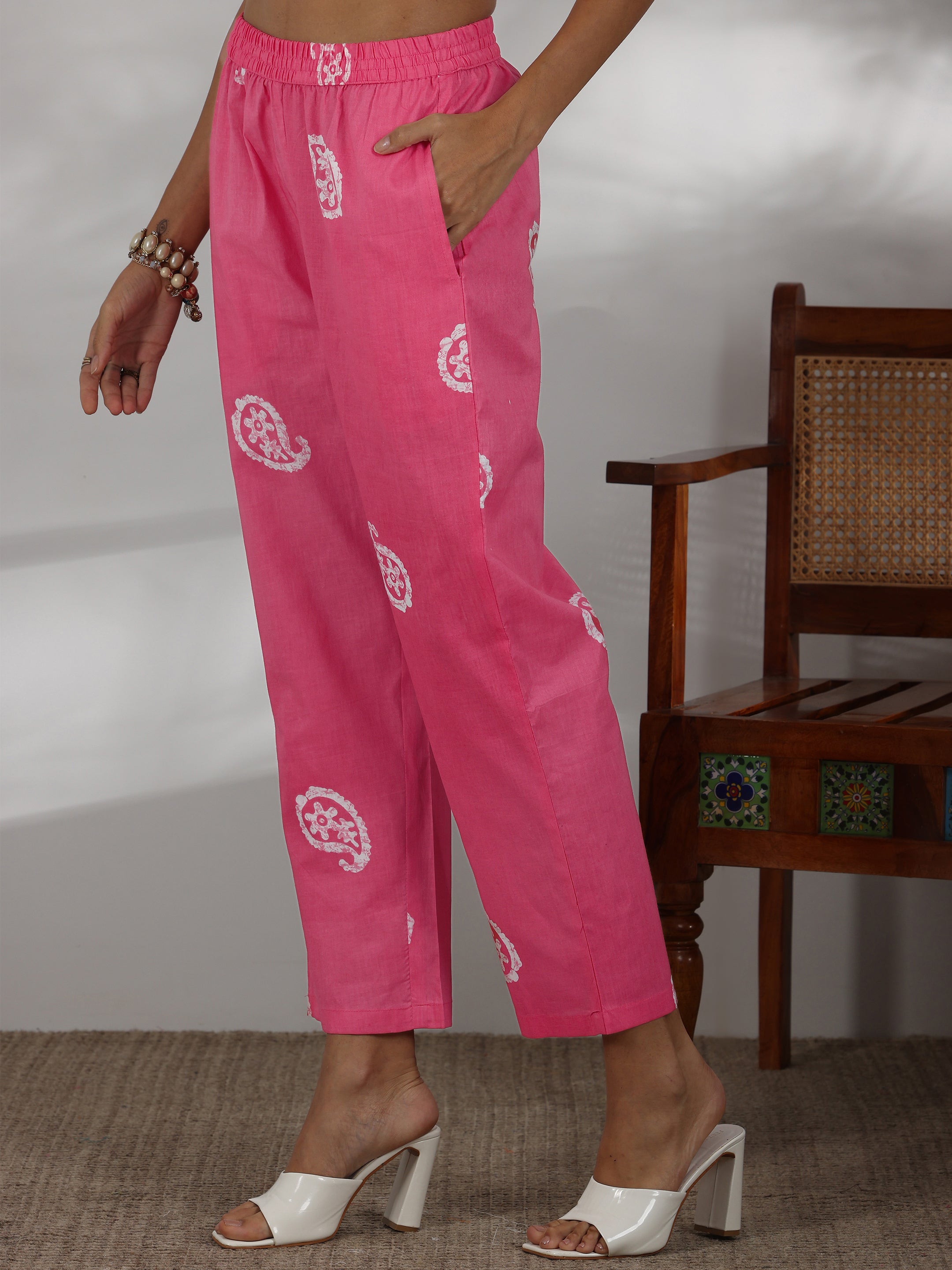 Pink Printed Cotton Straight Suit With Dupatta