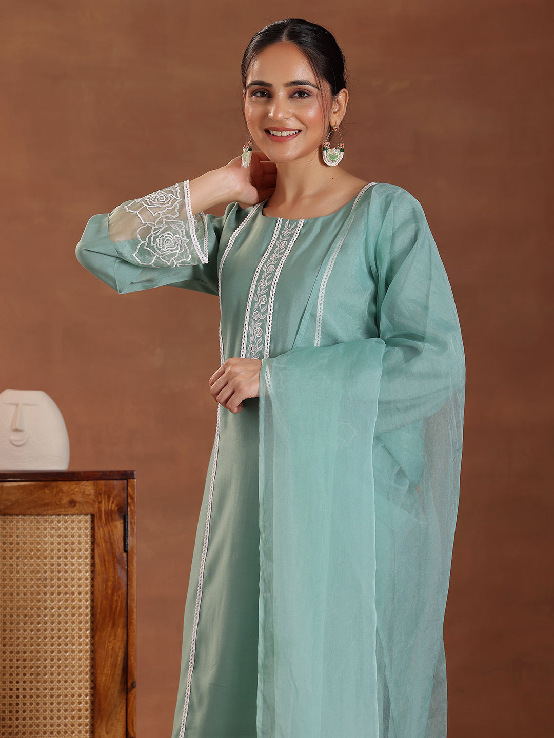 Green Self Design Silk Blend Straight Suit With Dupatta