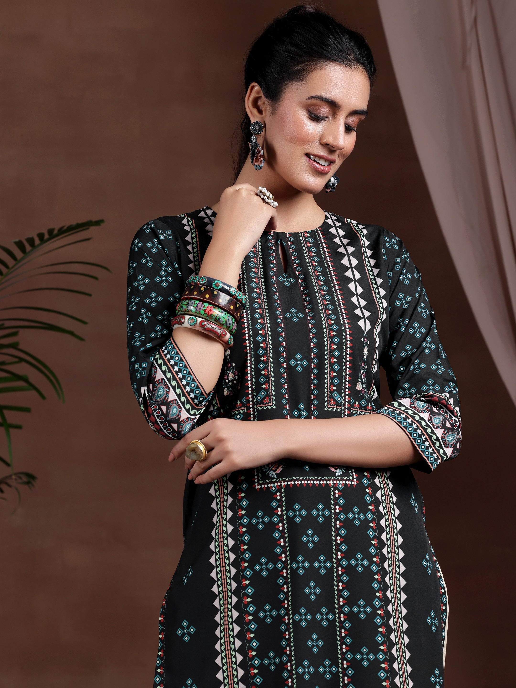 Black Printed Crepe Straight Kurta