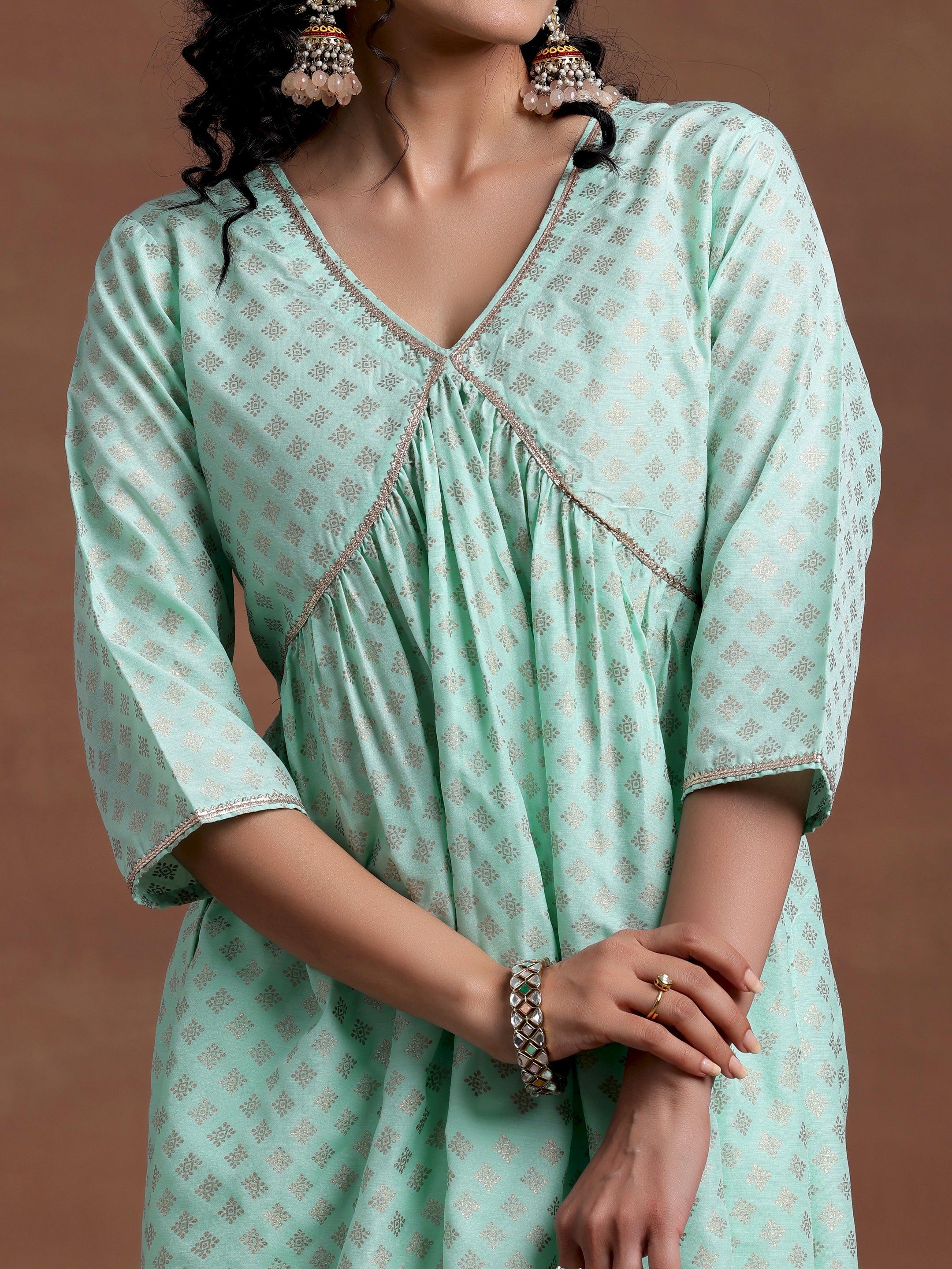 Green Woven Design Silk Blend A-Line Kurta With Trousers