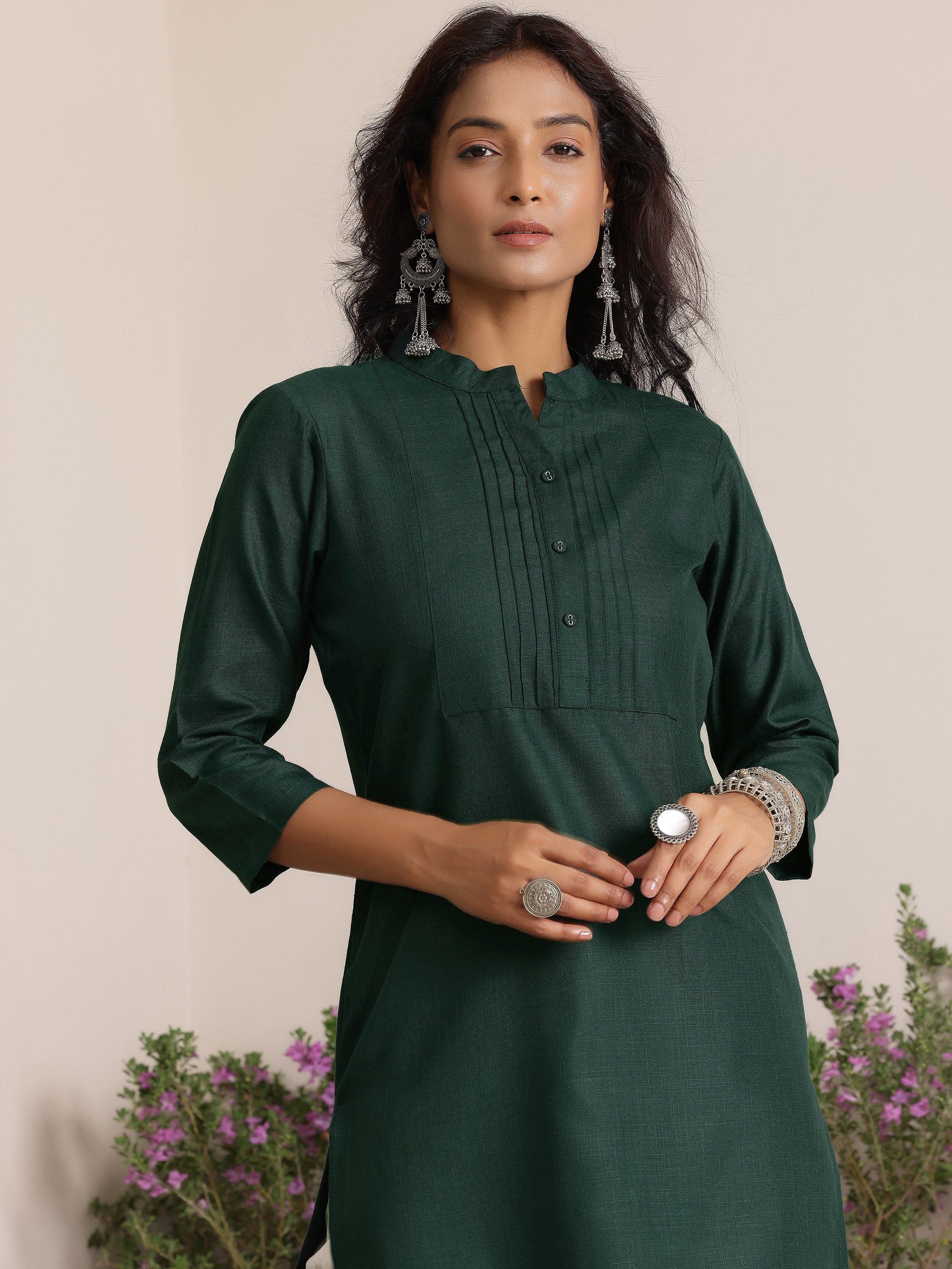 Green Solid Silk Straight Kurta