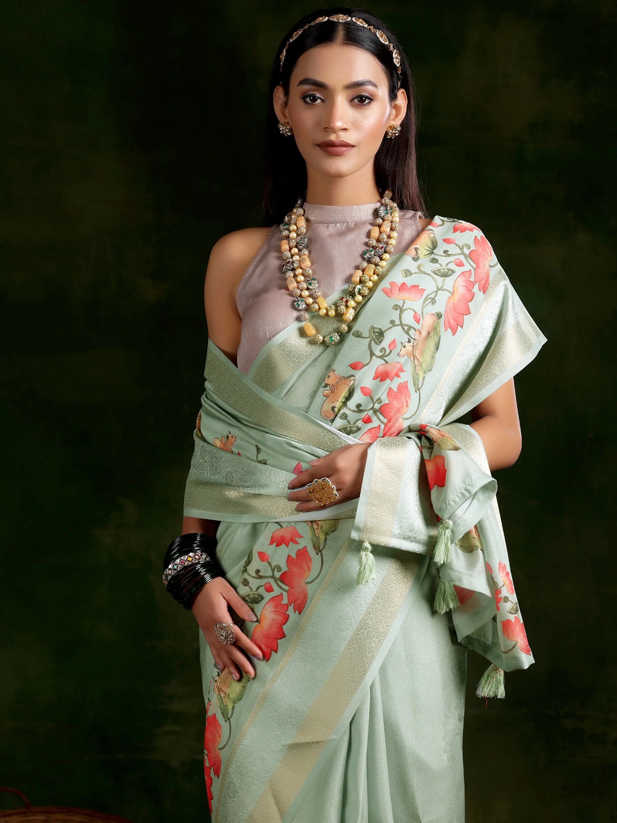 Green Printed Silk Blend Saree With Unstitched Blouse Piece