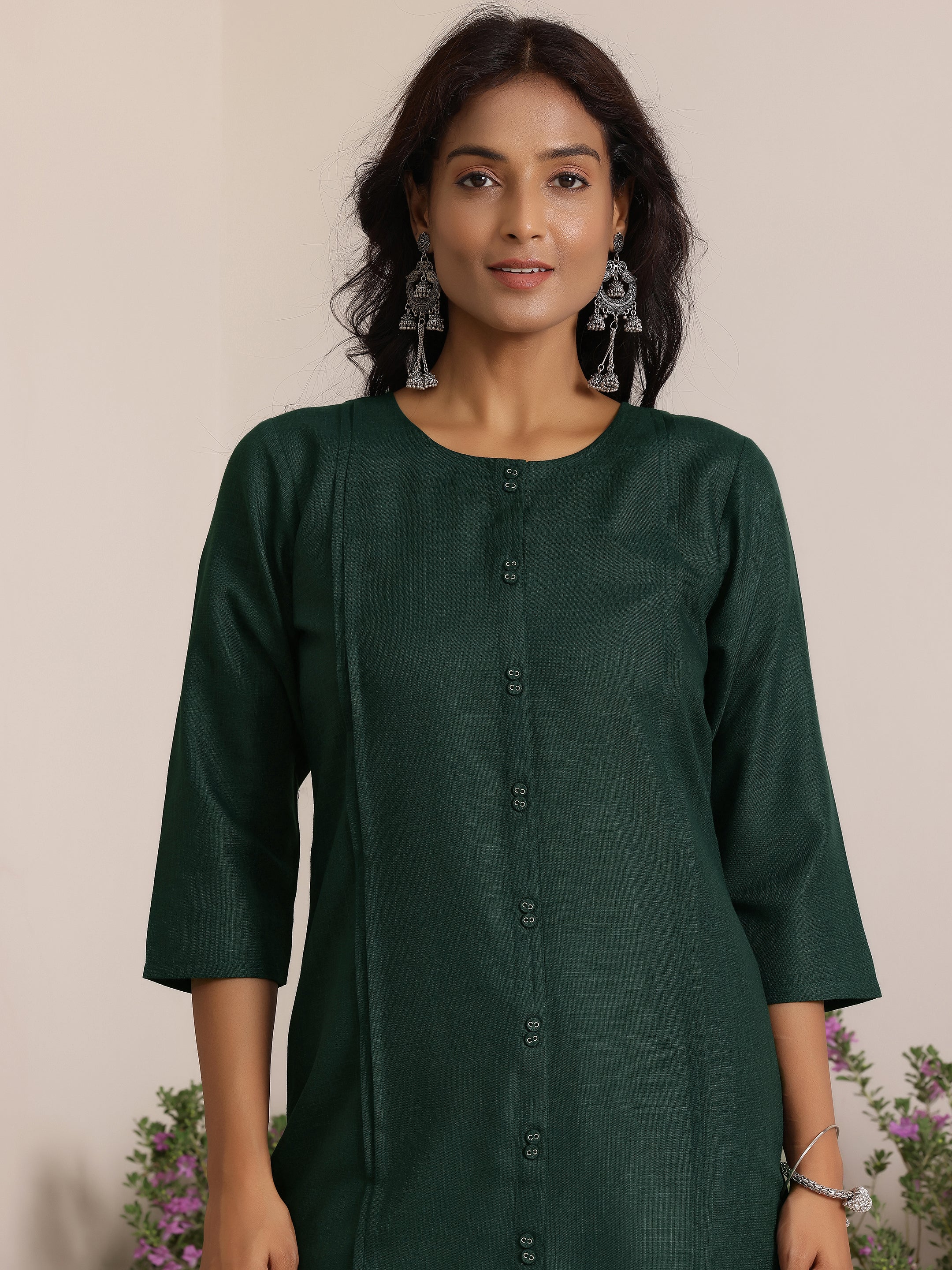 Green Solid Silk Straight Kurta