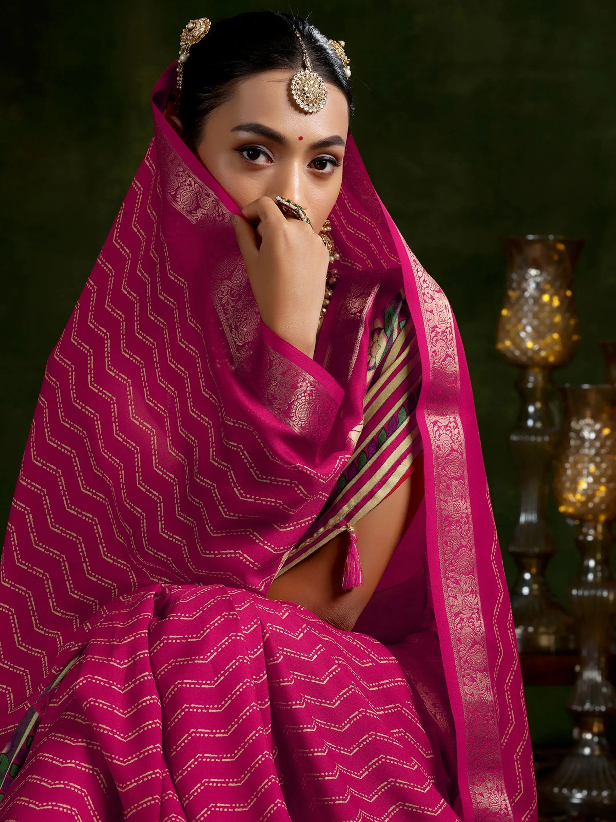 Pink Printed Silk Blend Saree With Unstitched Blouse Piece