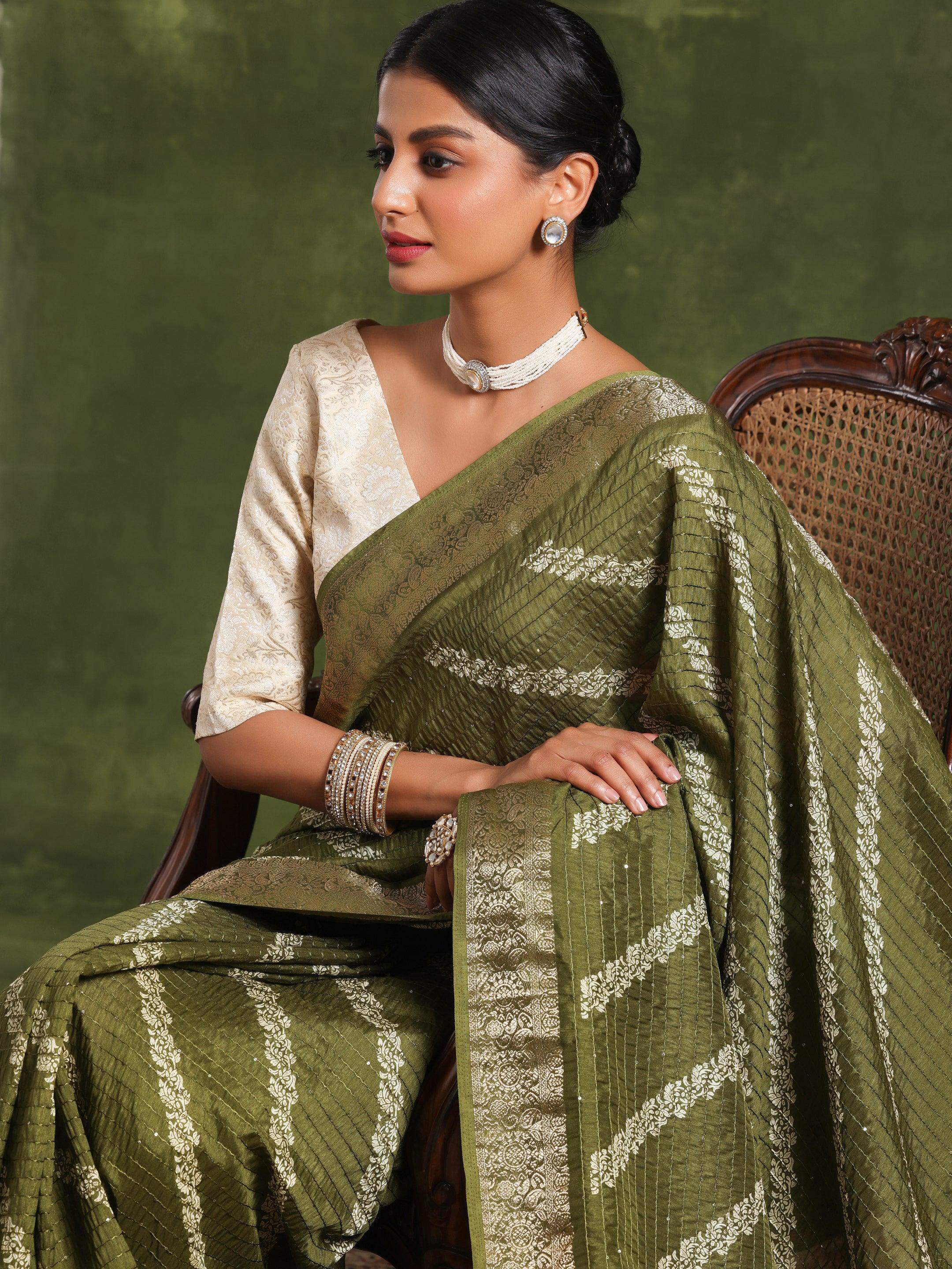 Green Printed Silk Blend Saree With Unstitched Blouse Piece