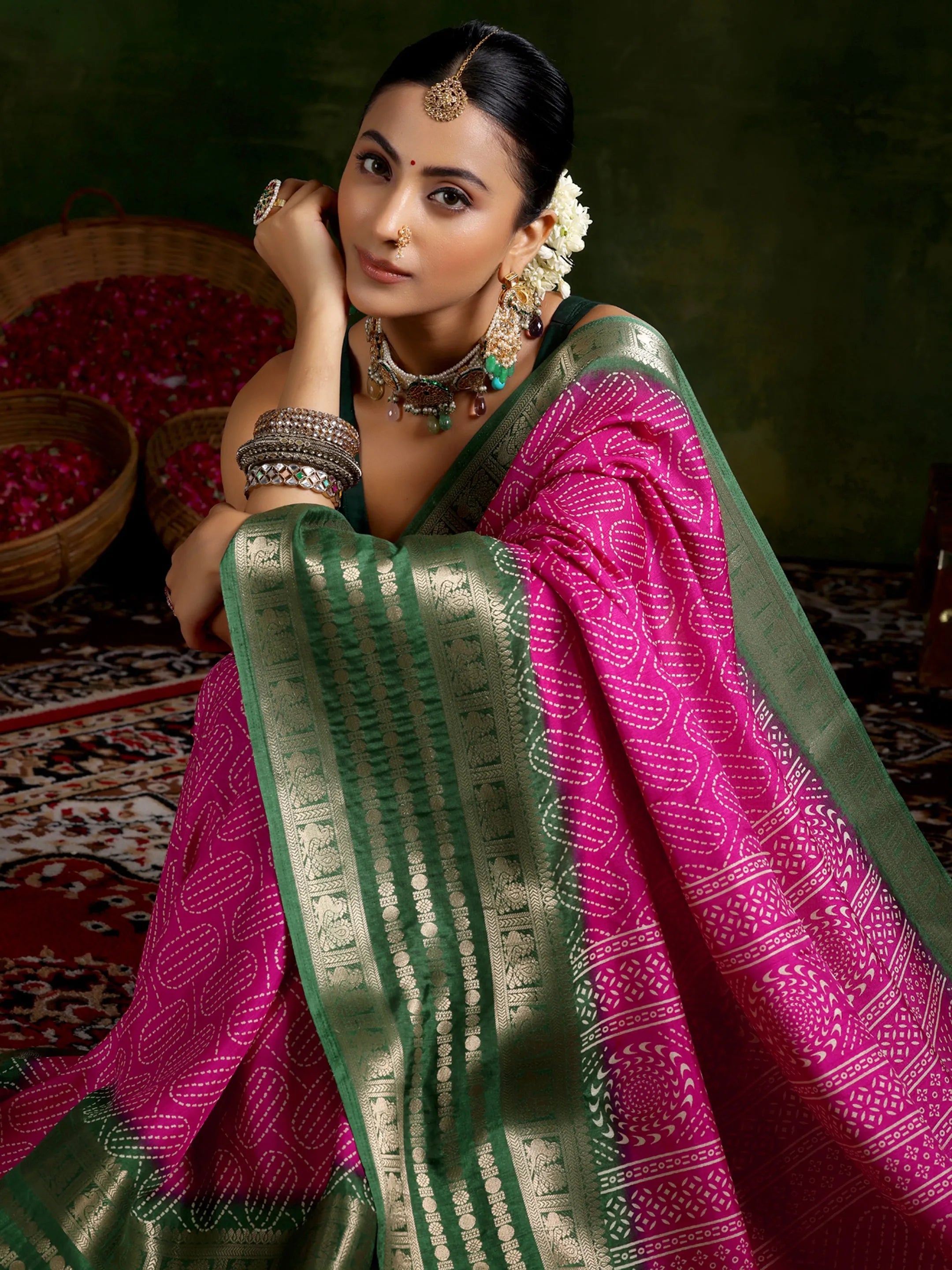 Pink Printed Silk Blend Saree With Unstitched Blouse Piece