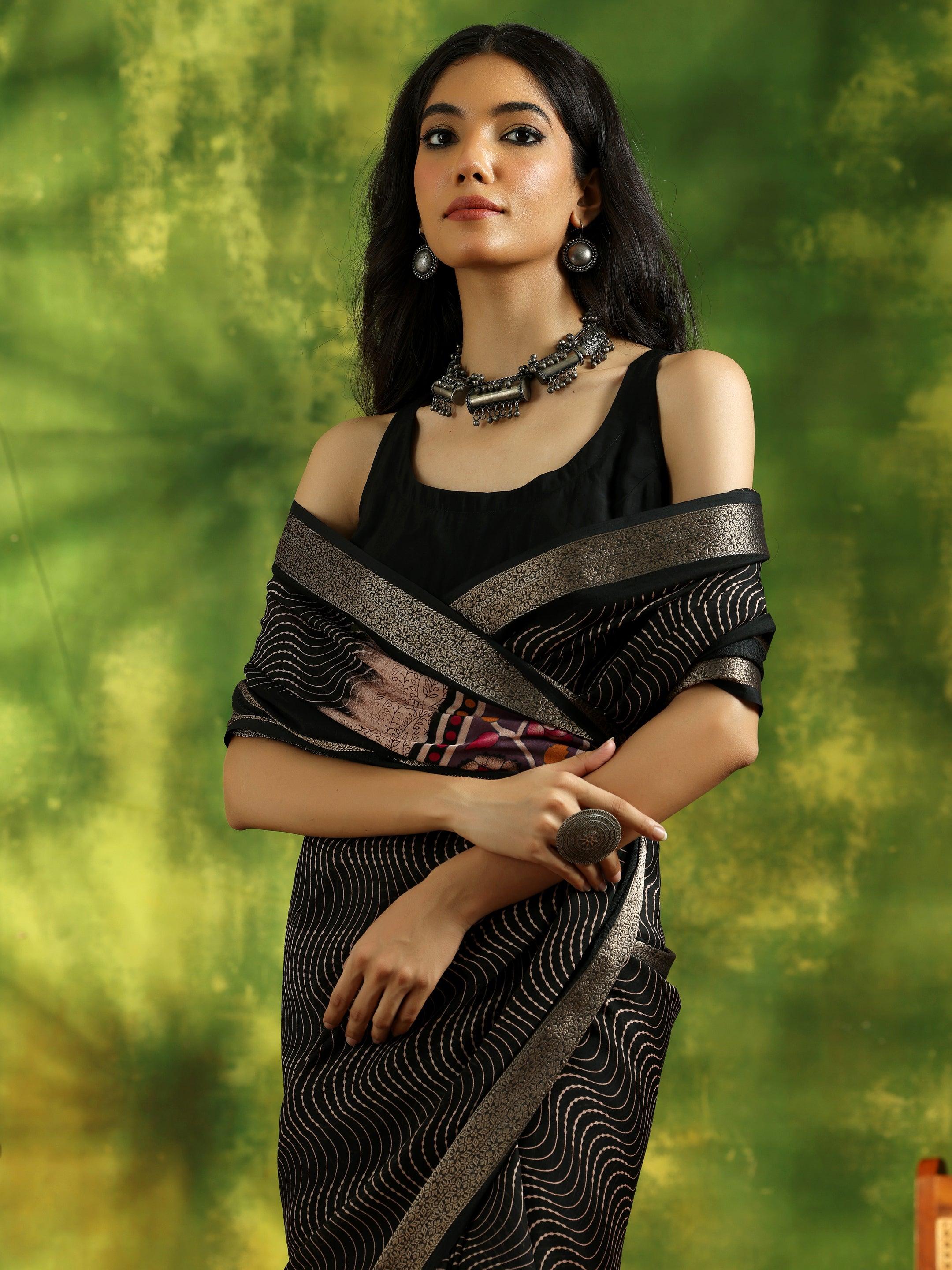 Black Printed Silk Blend Saree With Unstitched Blouse Piece