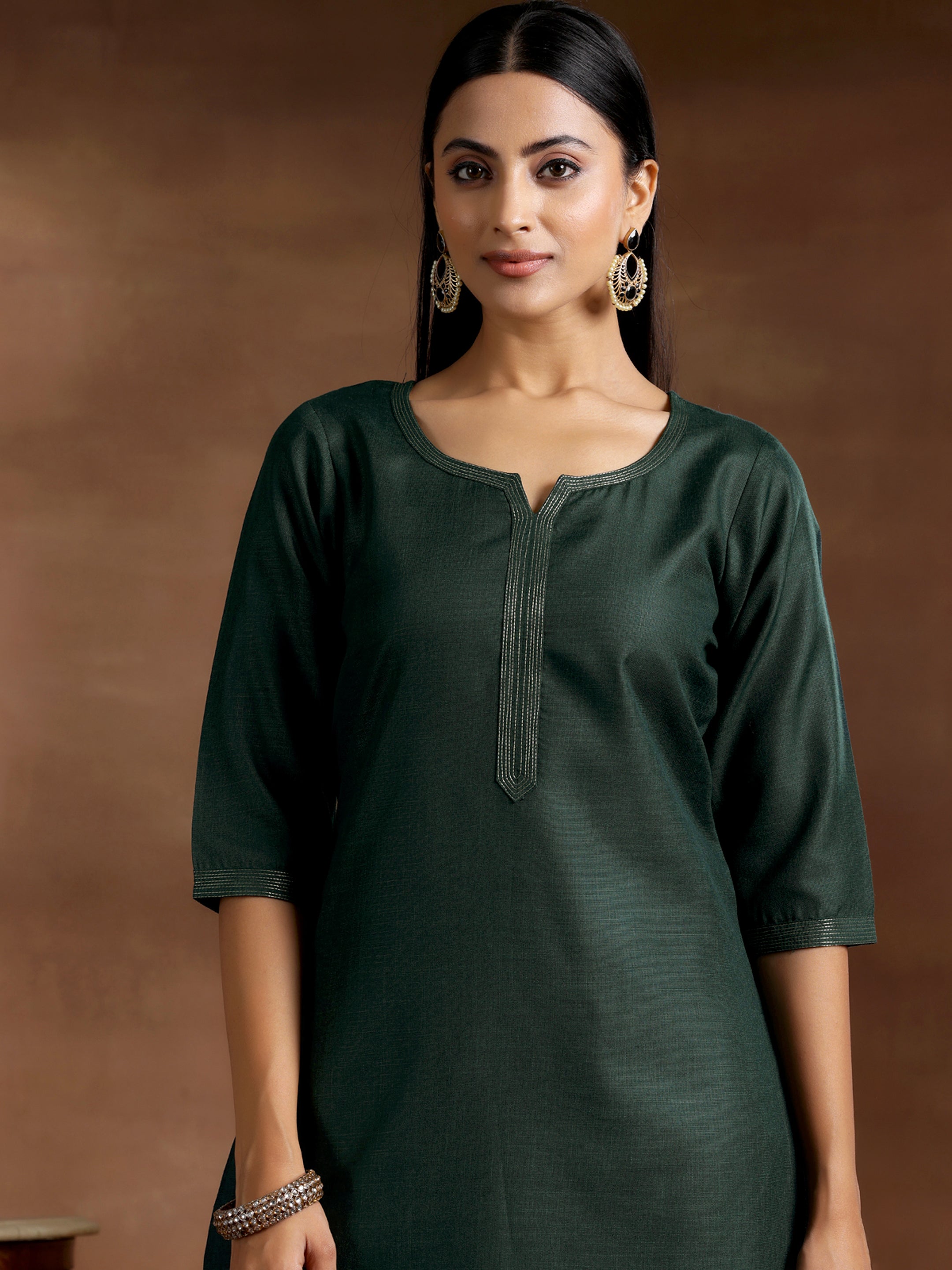 Green Solid Silk Blend Straight Suit With Dupatta