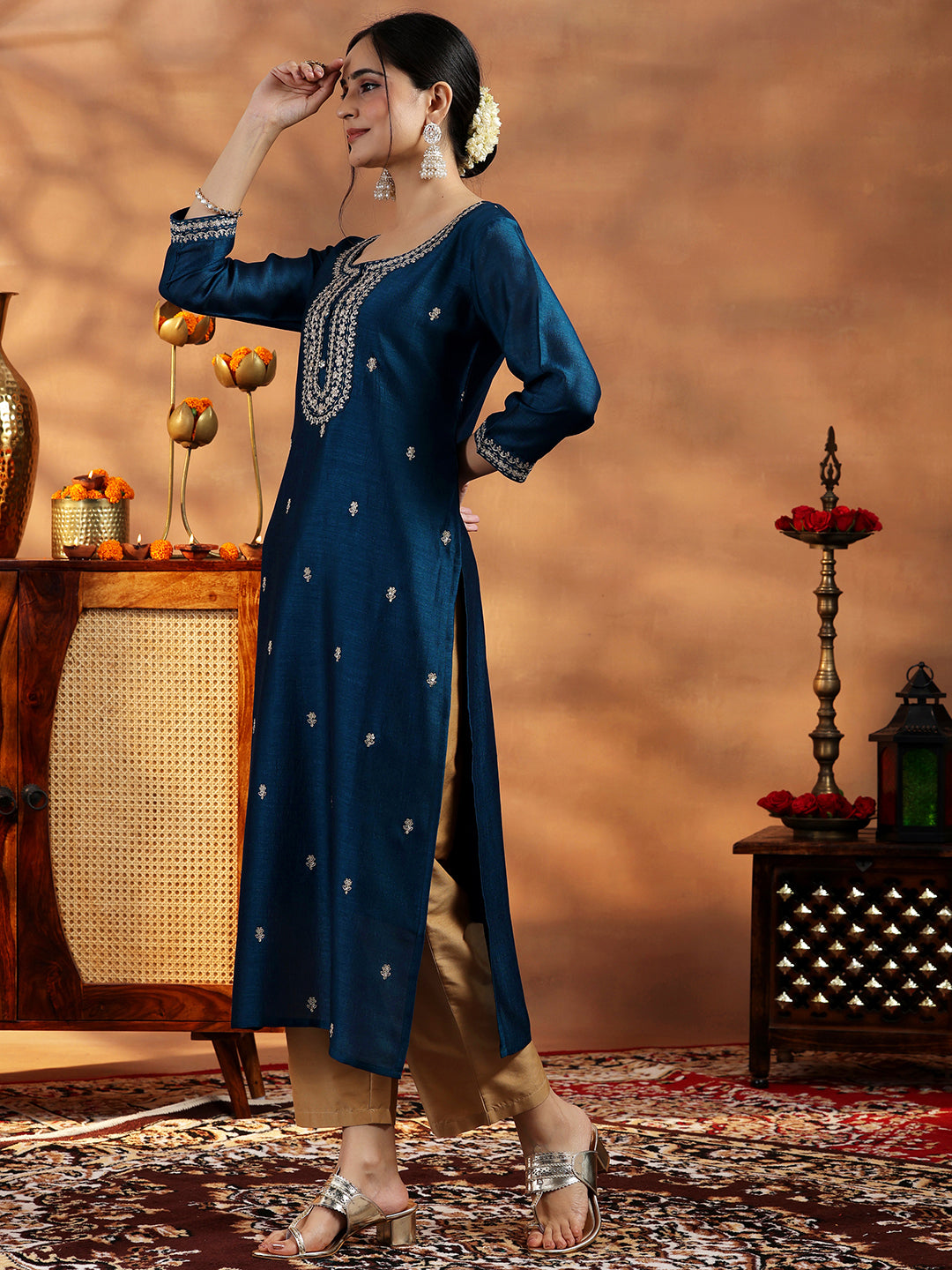 Teal Embroidered Silk Straight Kurta