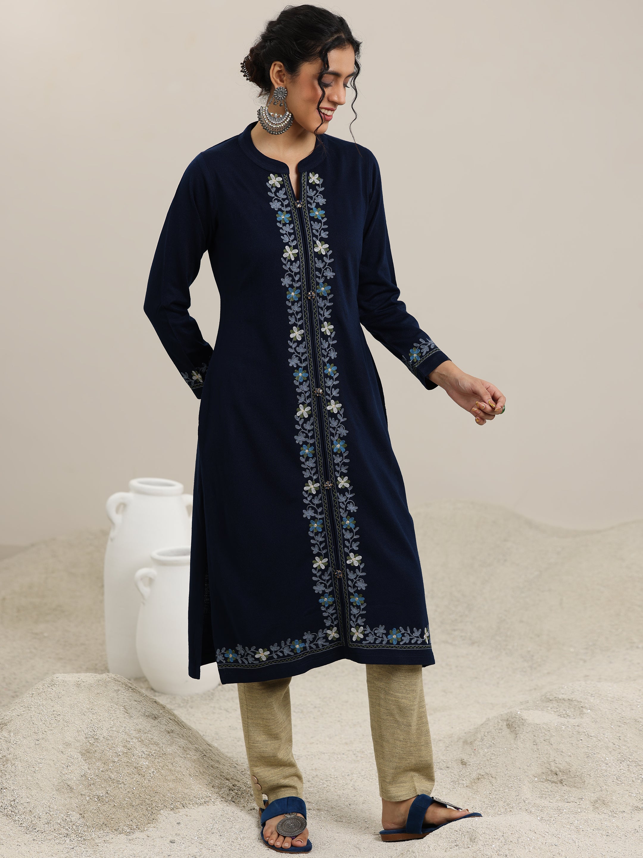 Blue Embroidered Wool Straight Kurta