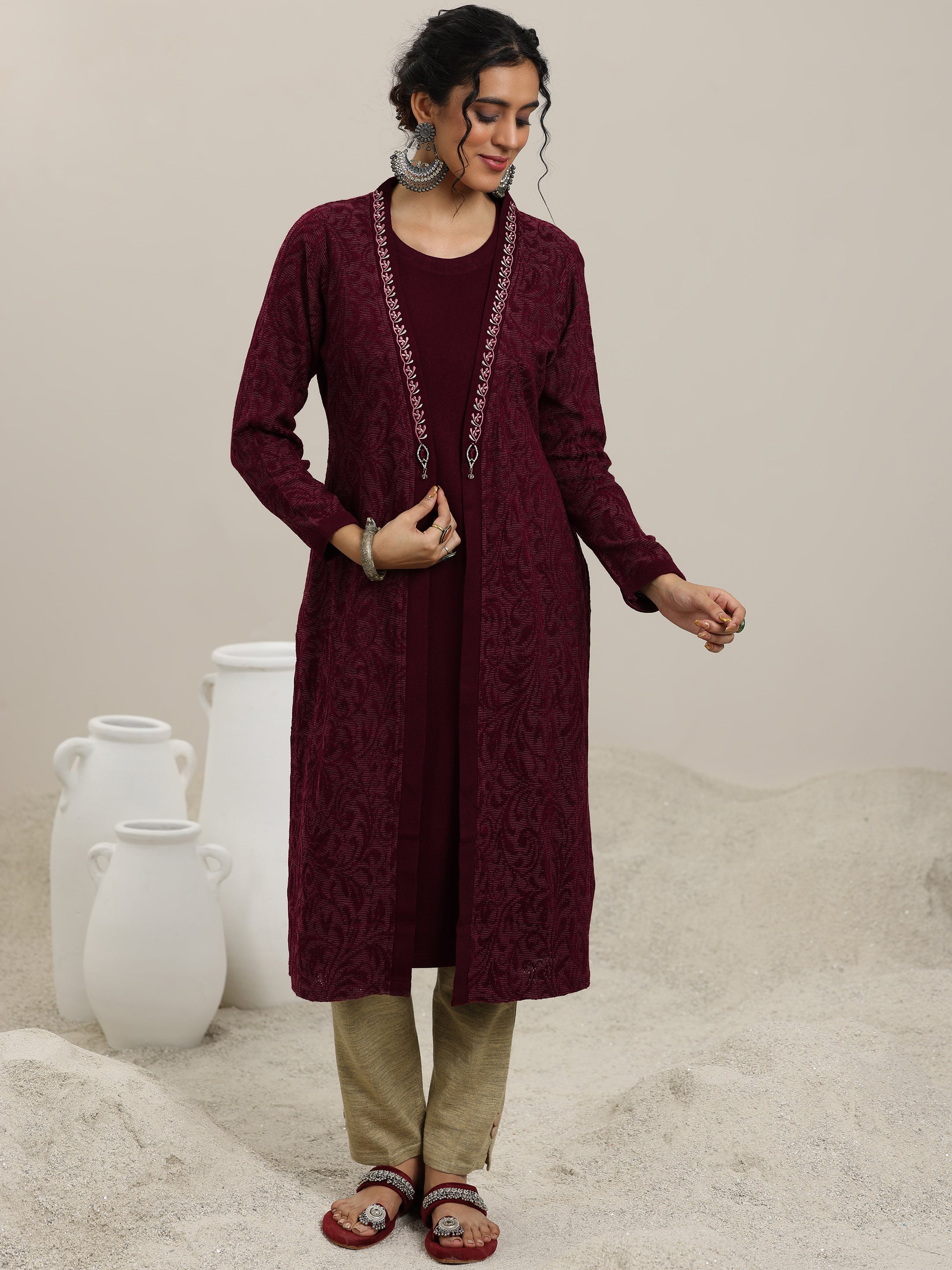 Maroon Solid Wool Straight Kurta