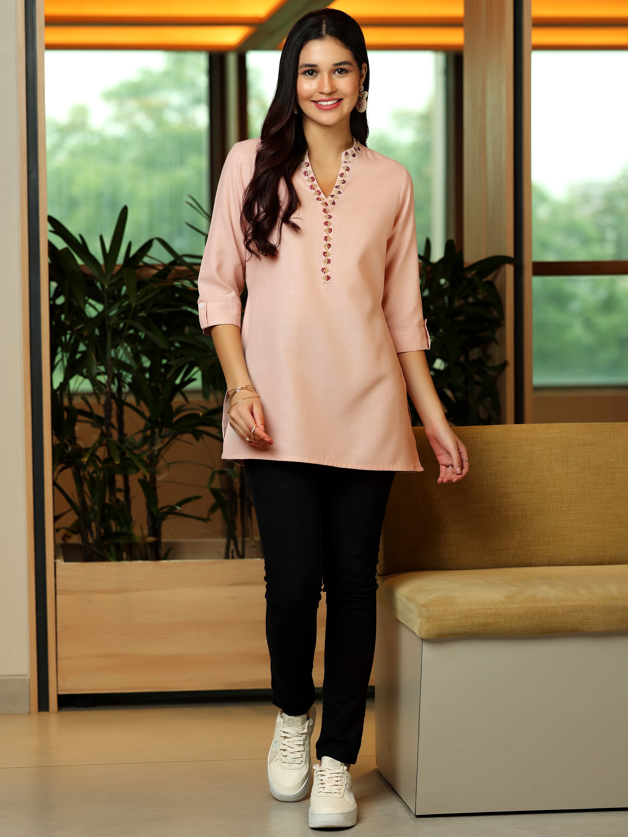 Pink Solid Cotton Blend Straight Kurti