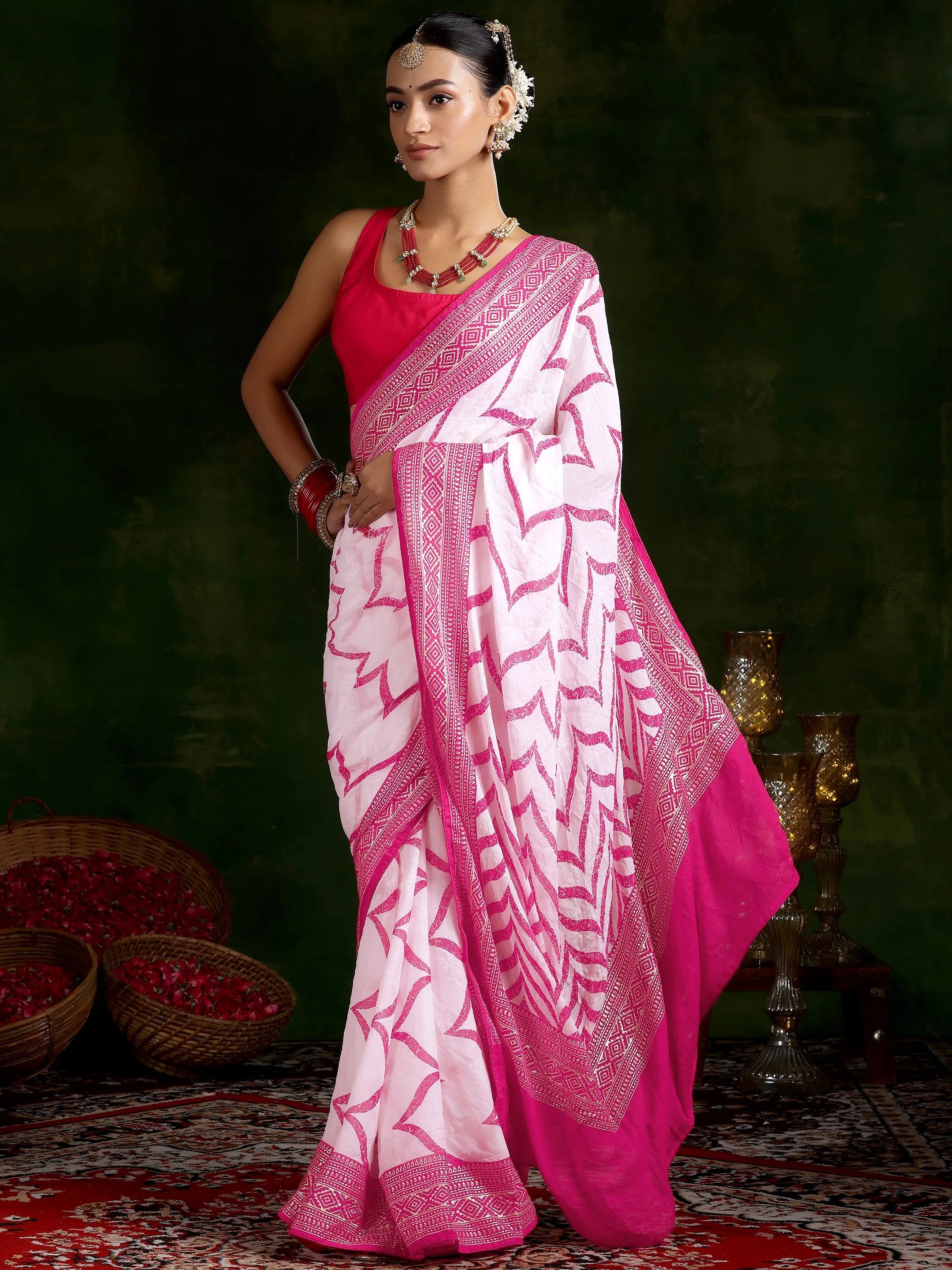 White Printed Chiffon Saree With Unstitched Blouse Piece