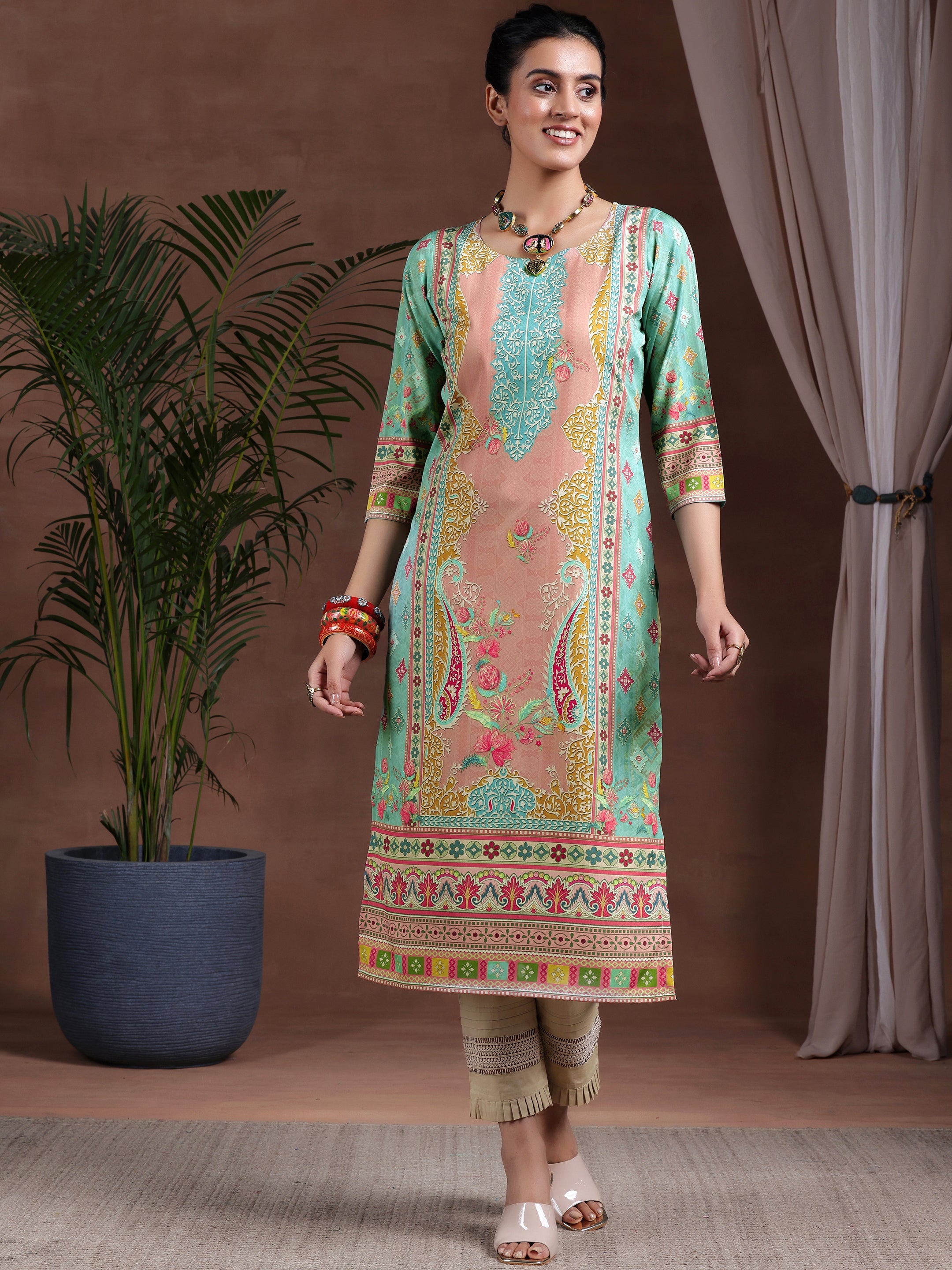 Green Printed Crepe Straight Kurta