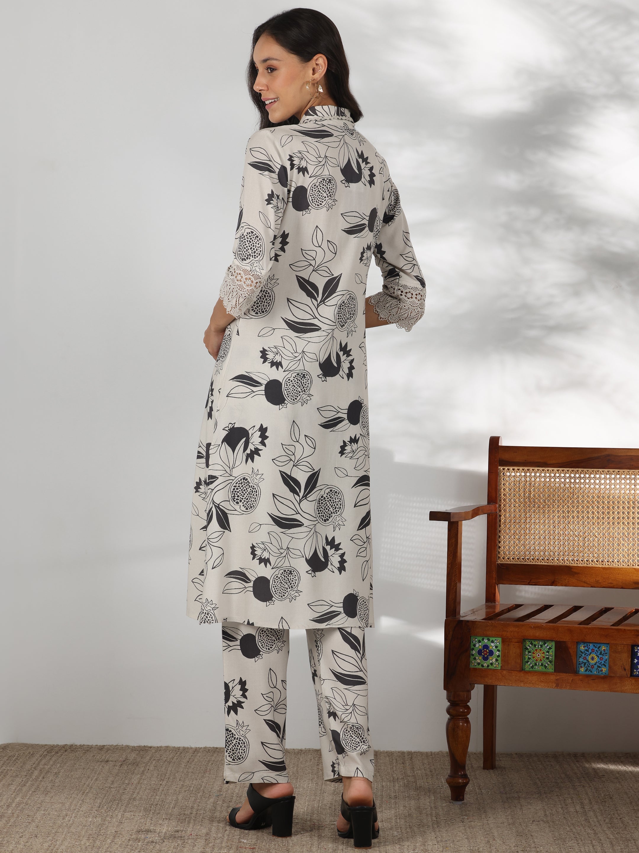 Off White Printed Silk Blend Co-Ords