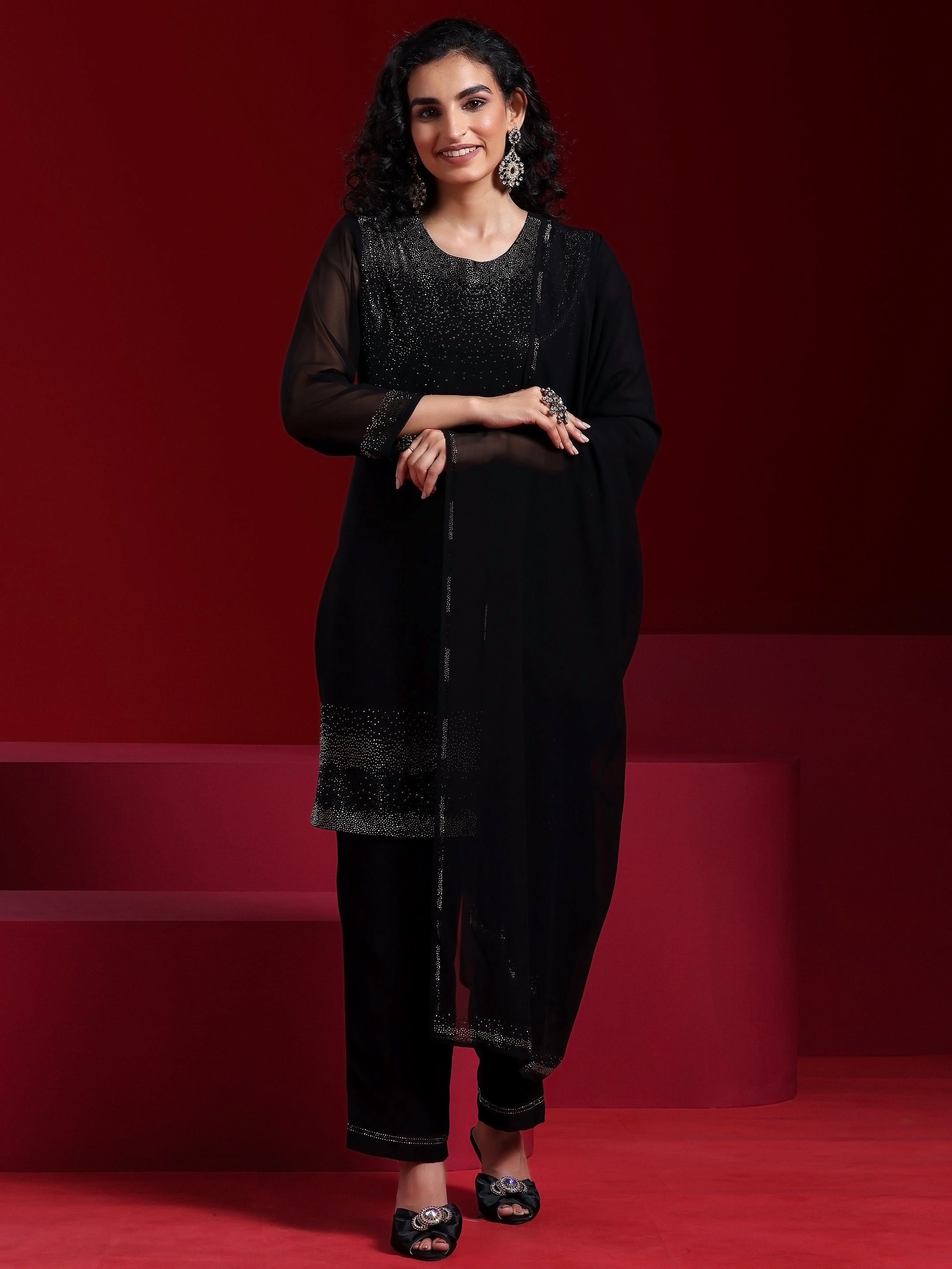 Libas Art Black Solid Georgette Straight Suit With Dupatta