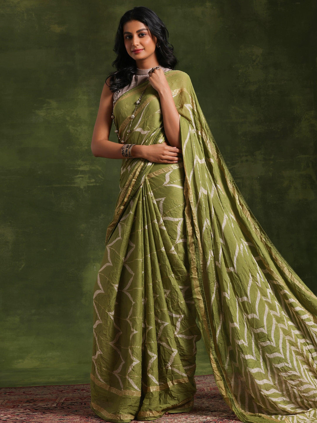 Green Printed Poly Georgette Saree With Unstitched Blouse Piece - Libas