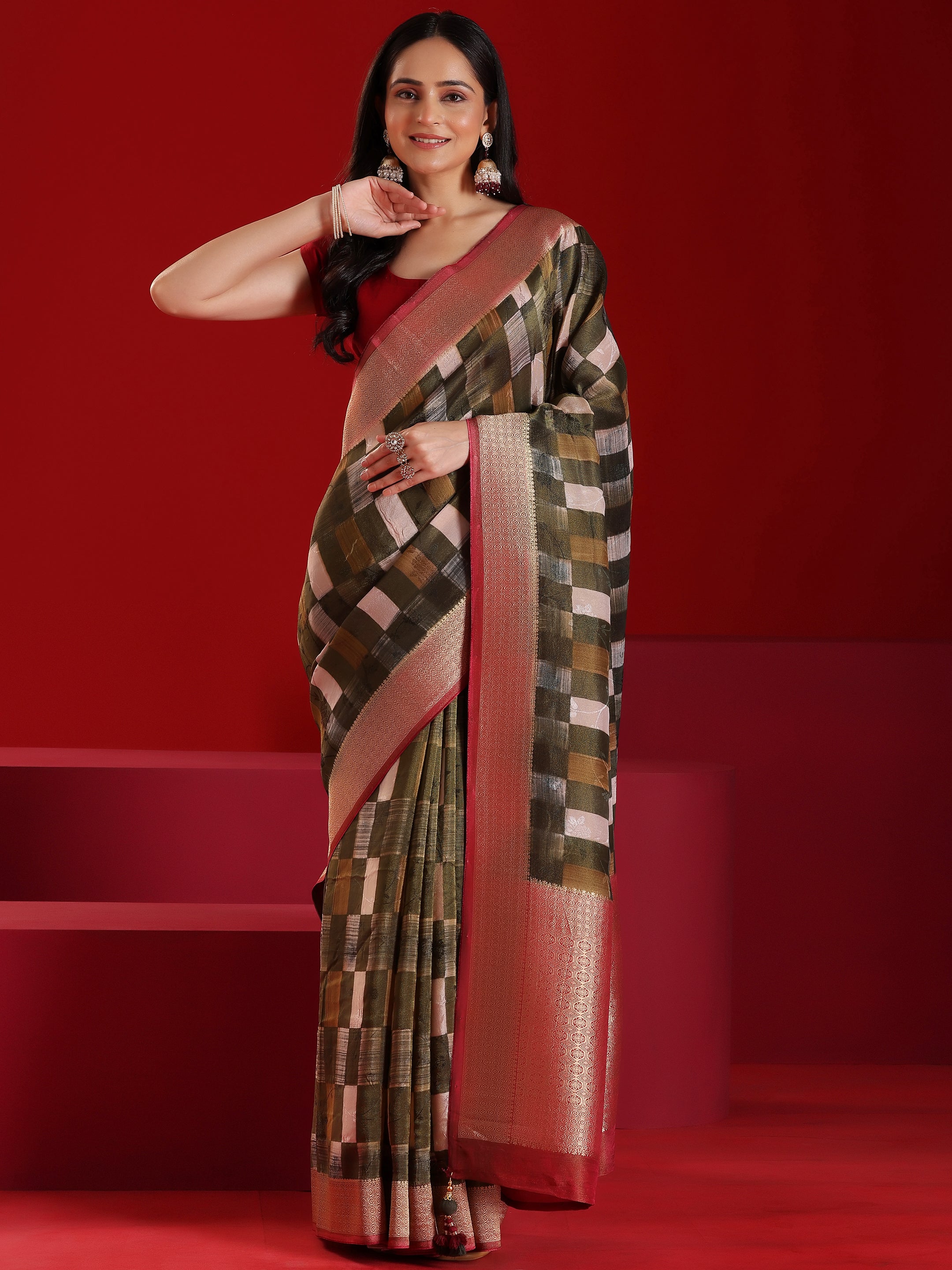 Libas Art Green Printed Satin Saree With Unstitched  Blouse Piece