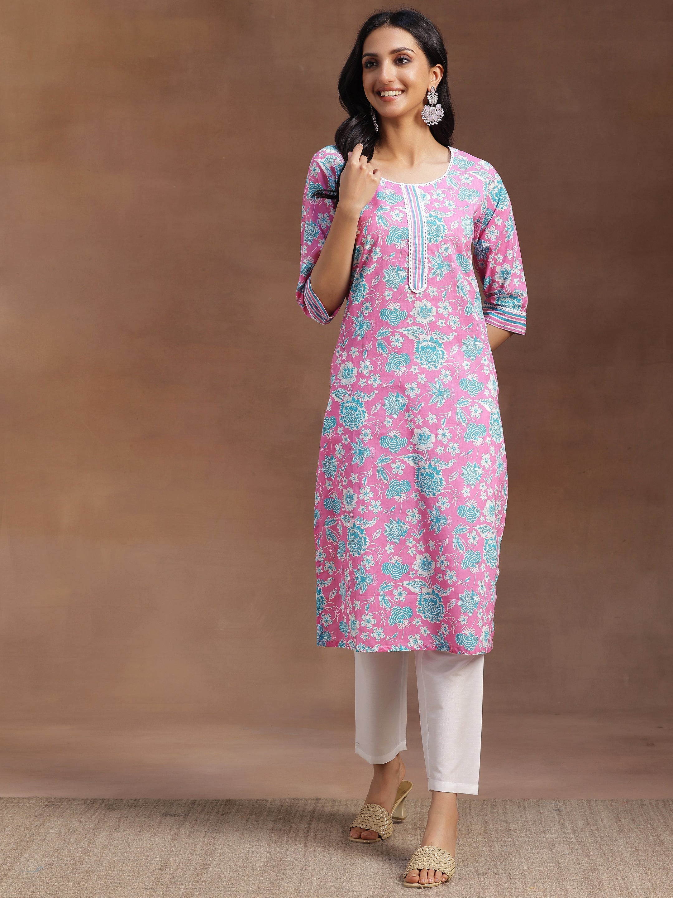 Pink Printed Cotton Straight Kurta