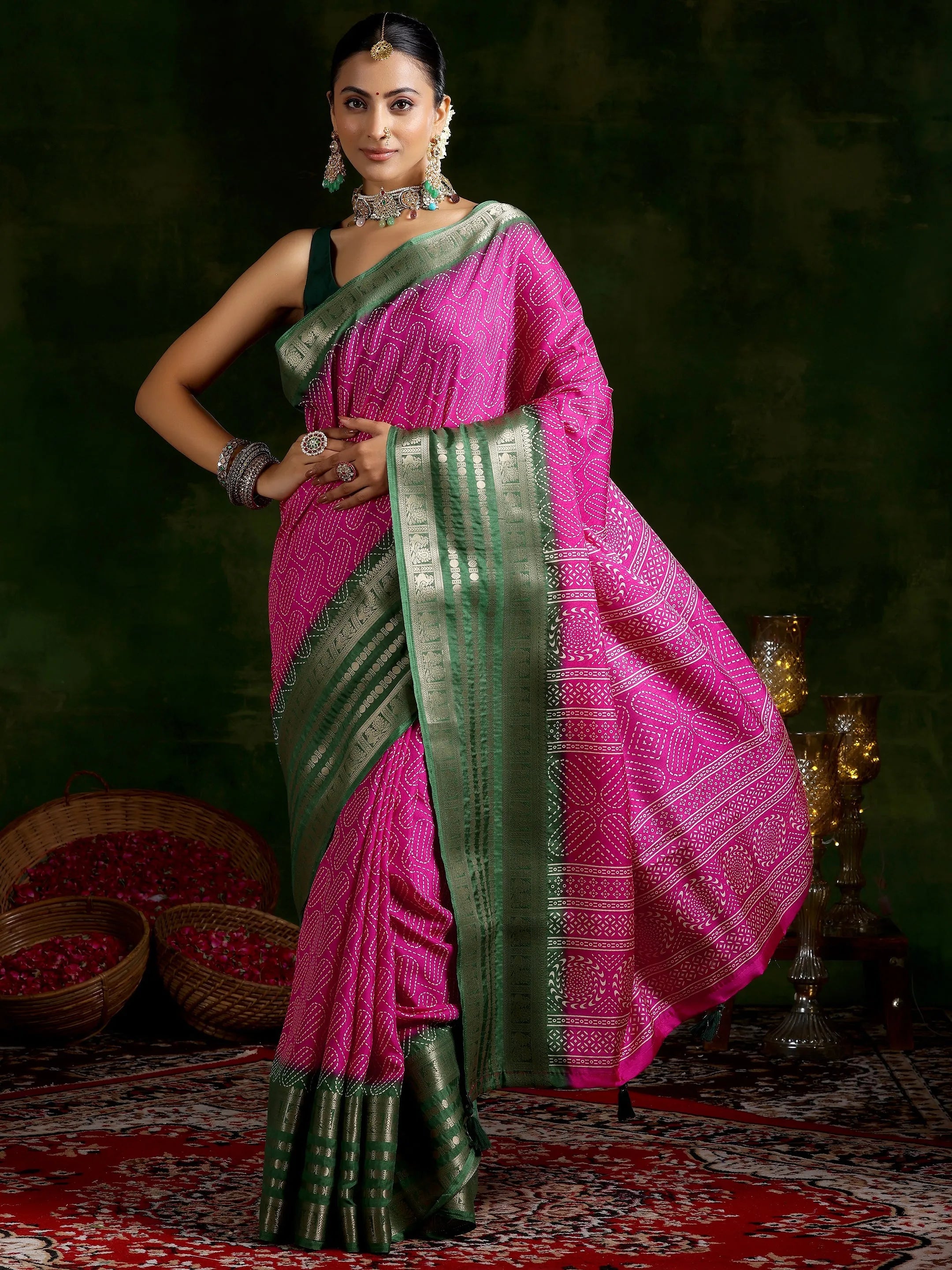 Pink Printed Silk Blend Saree With Unstitched Blouse Piece