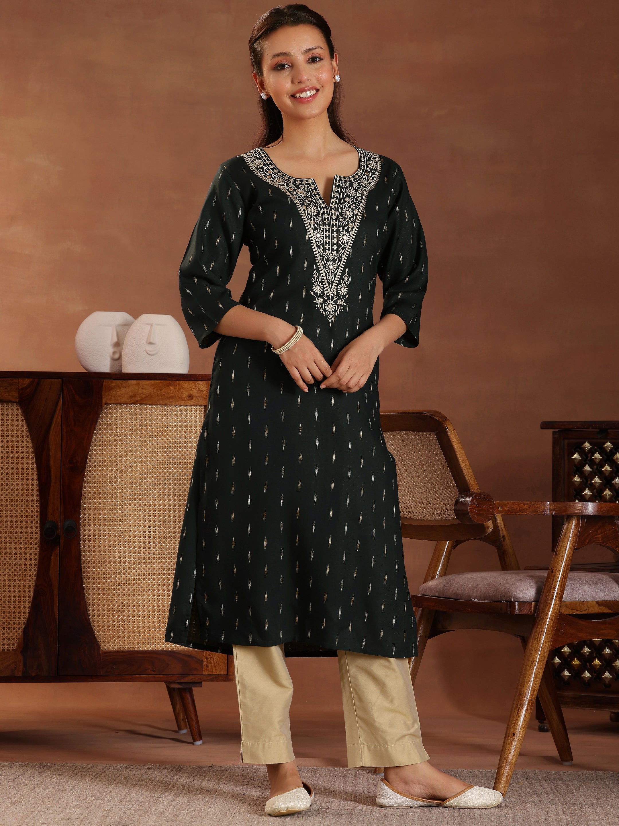 Green Woven Design Cotton Straight Kurta