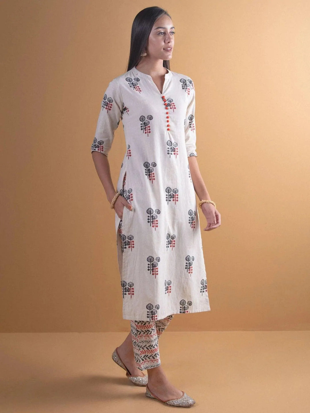 Off-White Printed Cotton Kurta Set - ShopLibas