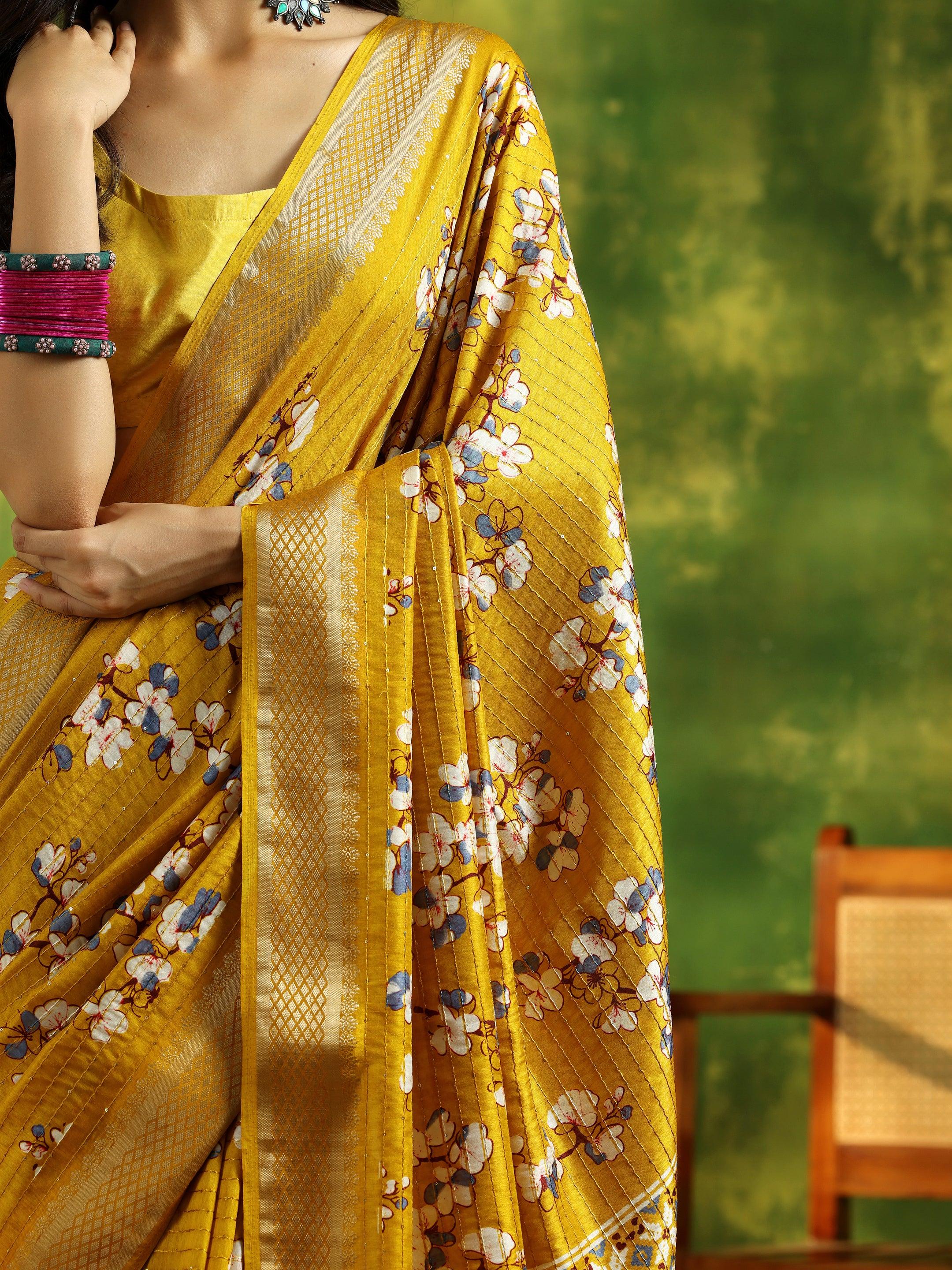 Mustard Printed Silk Blend Saree With Unstitched Blouse Piece