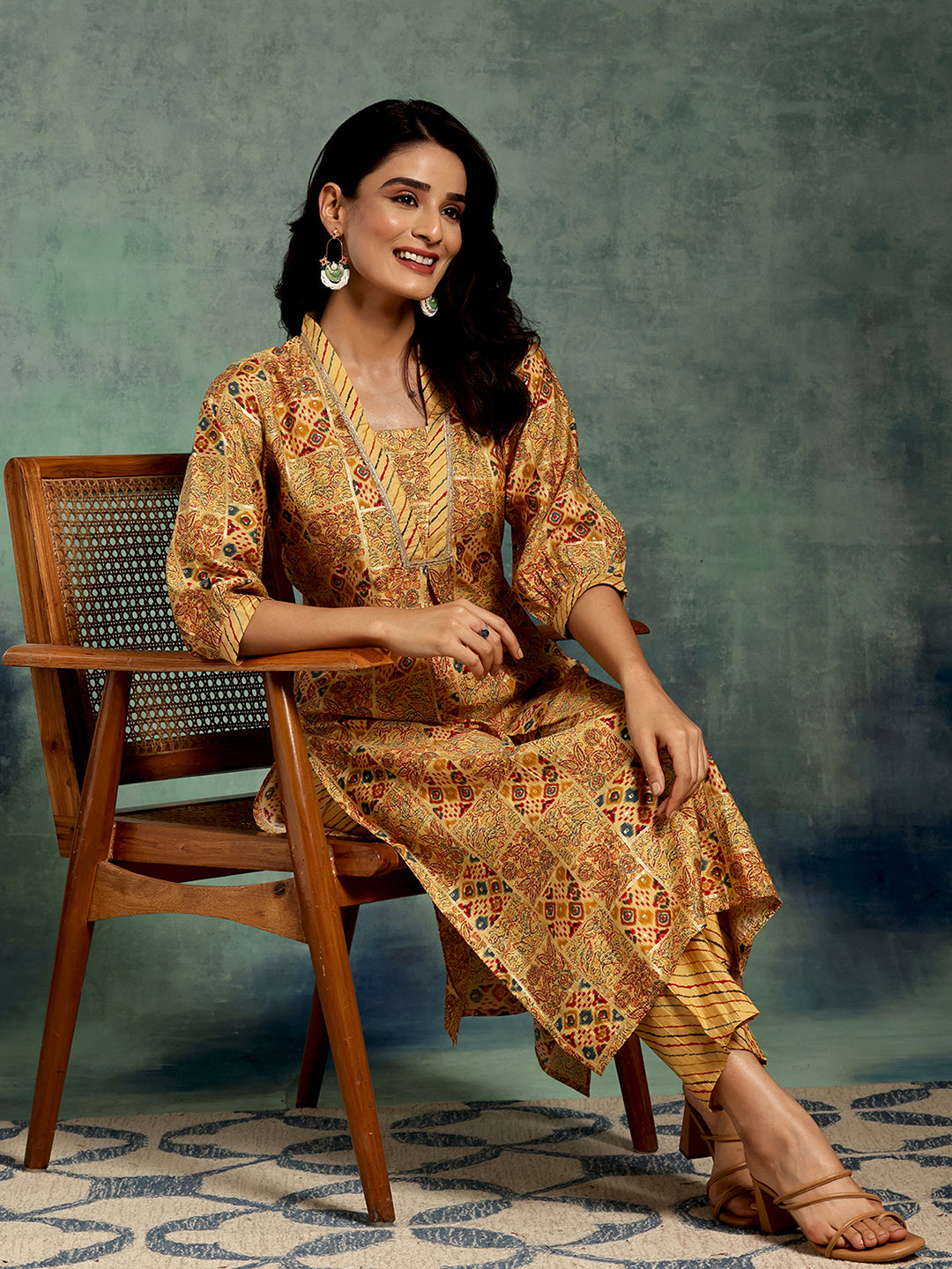 Yellow Printed Silk Blend Straight Kurta Set